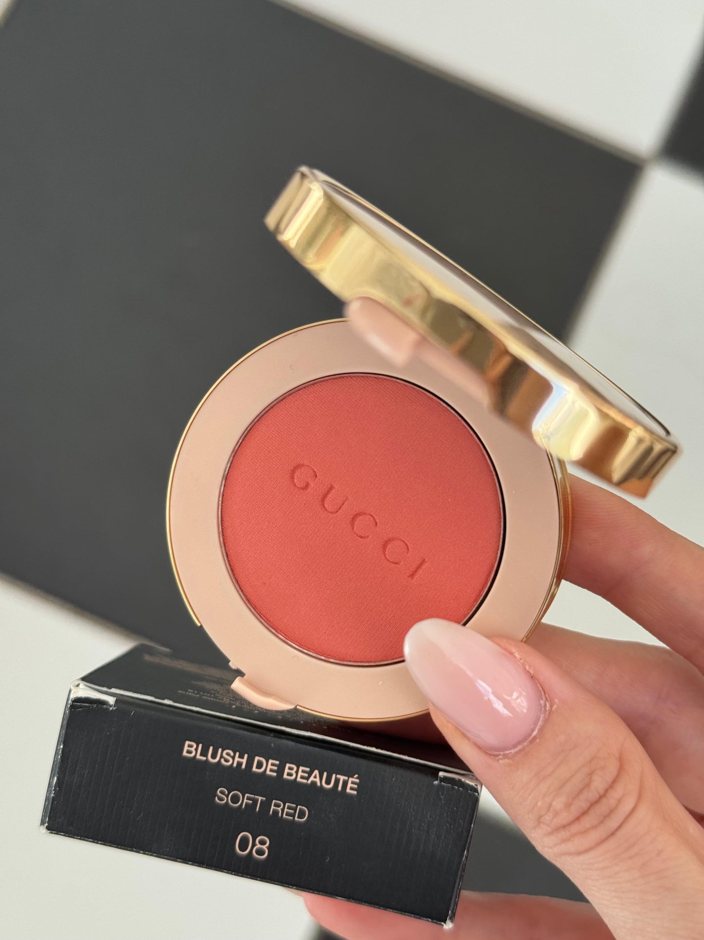 GUCCI Blush De Beauté - Cheeks & Eyes Powder Luminous Matte (08)