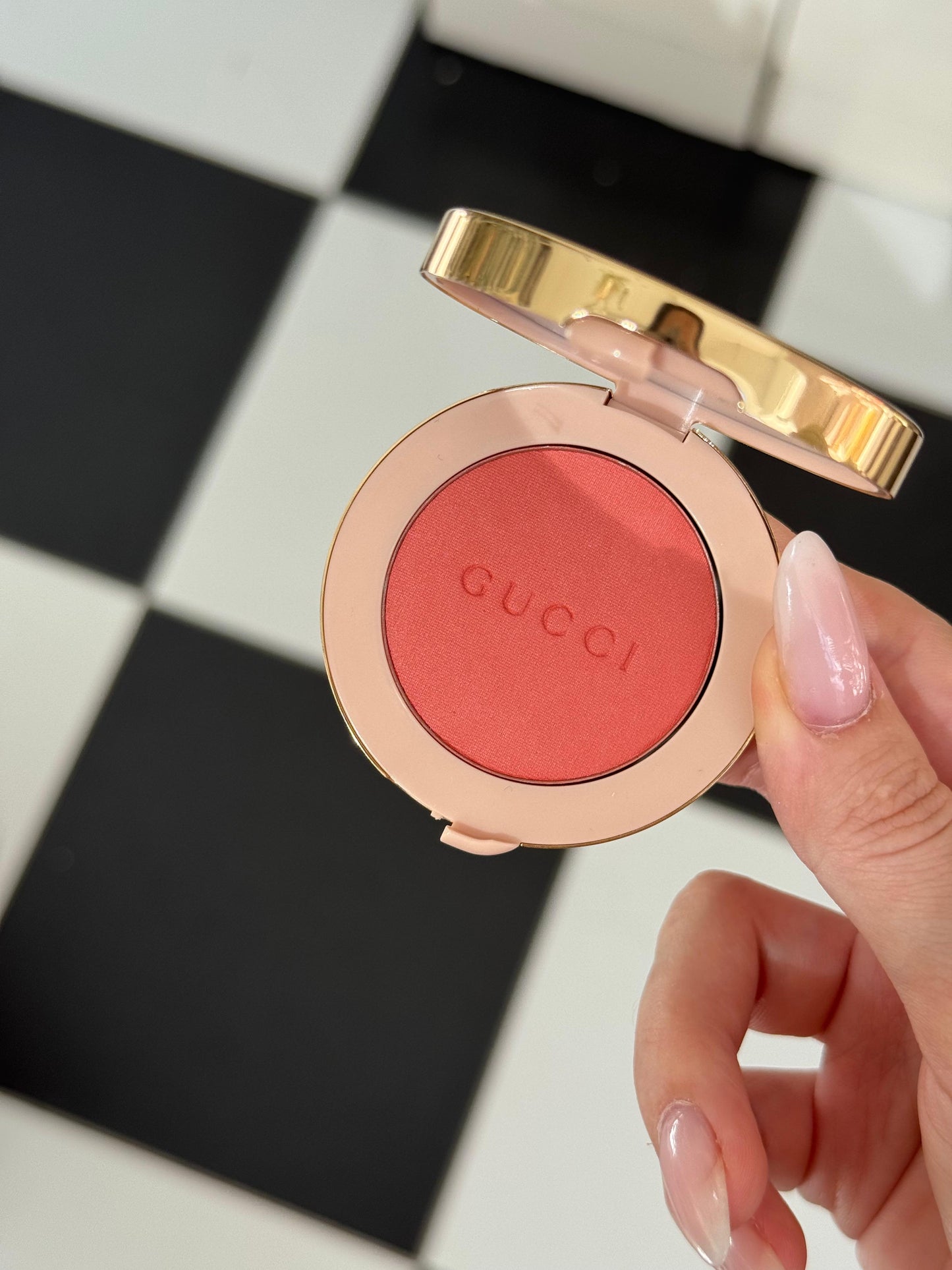 GUCCI Blush De Beauté - Cheeks & Eyes Powder Luminous Matte (08)