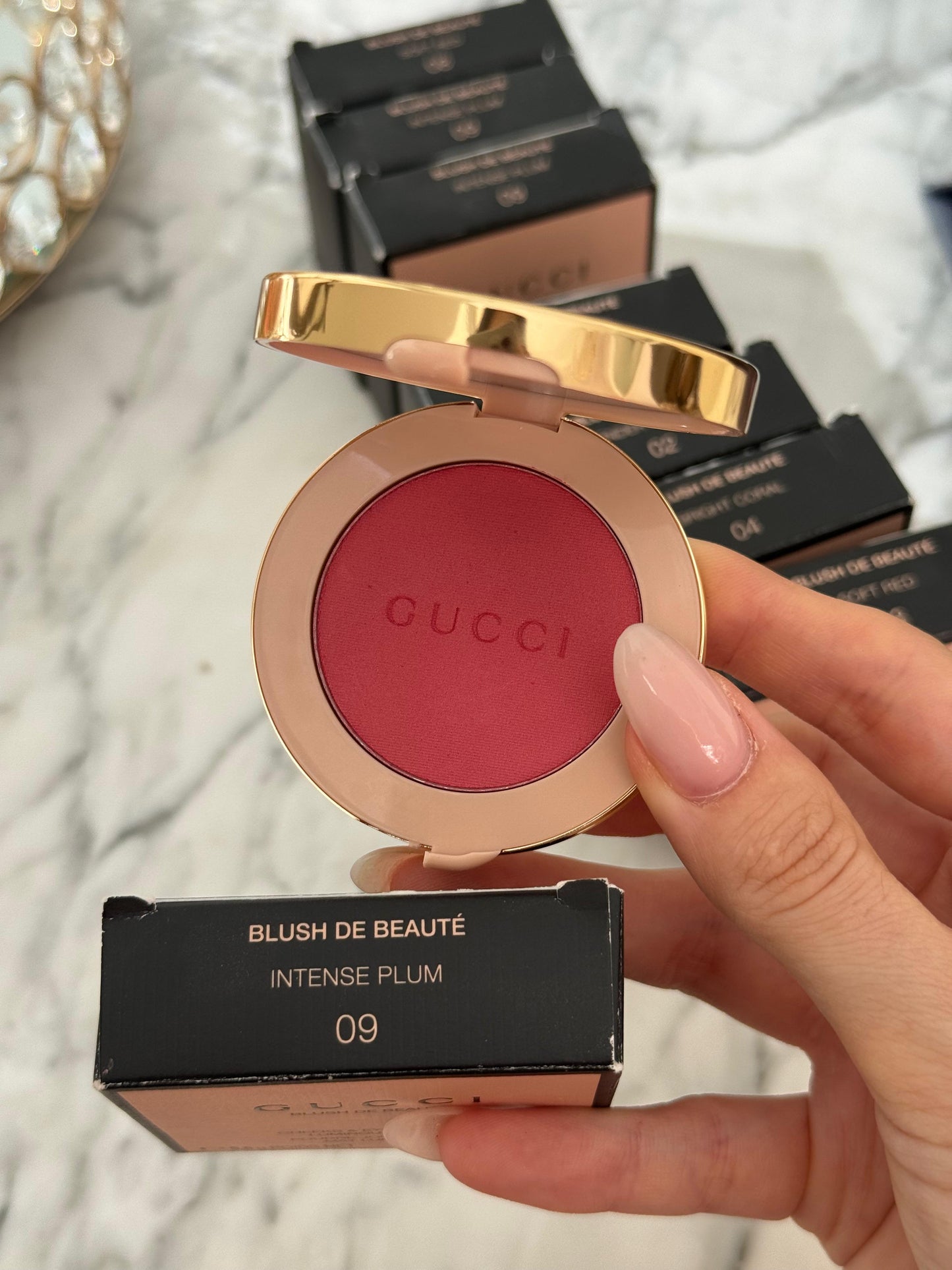 GUCCI Blush De Beauté - Cheeks & Eyes Powder Luminous Matte (09)