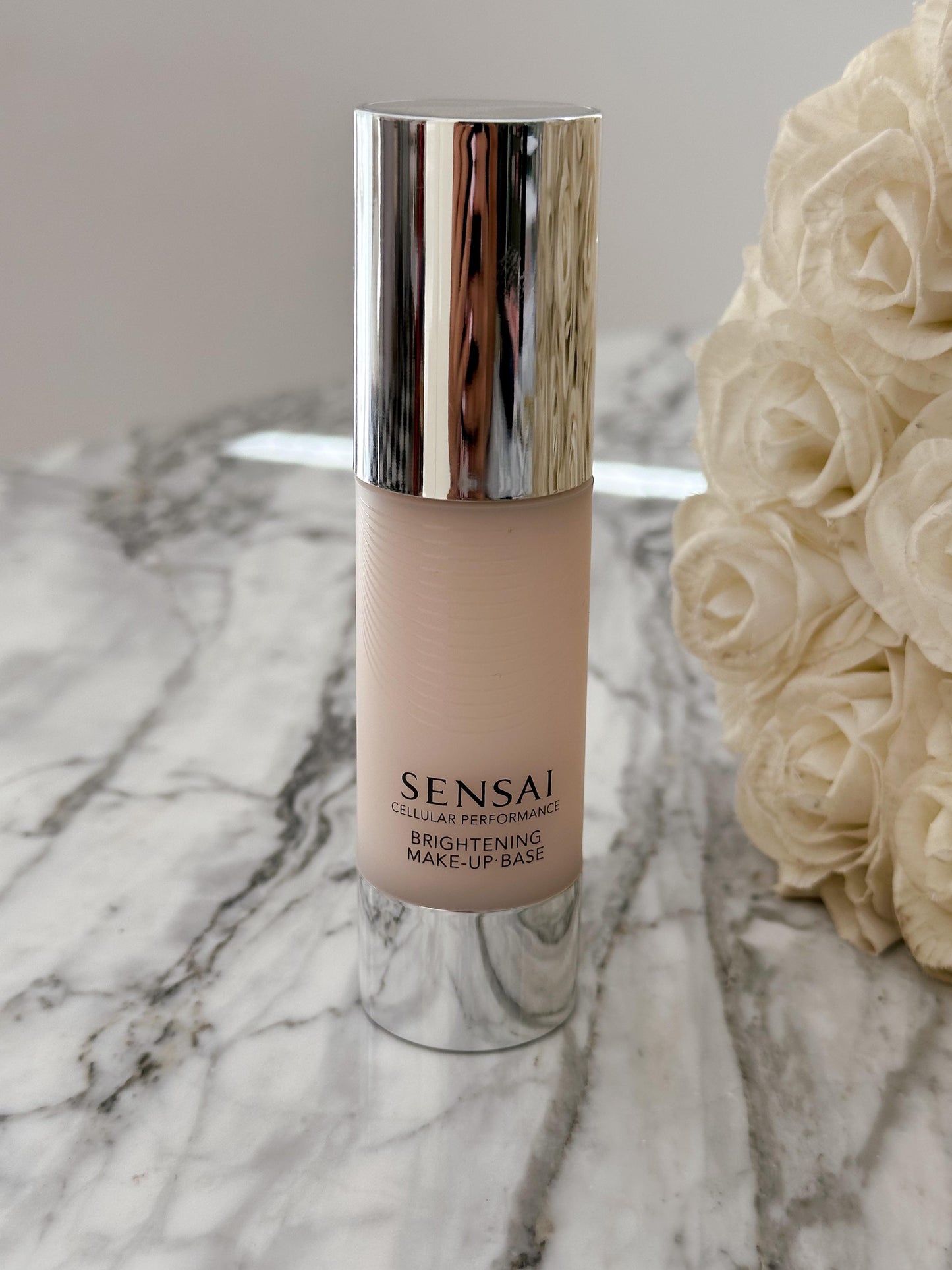SENSAI
Cellular Performance Foundations
Brightening Make-Up Base SPF15