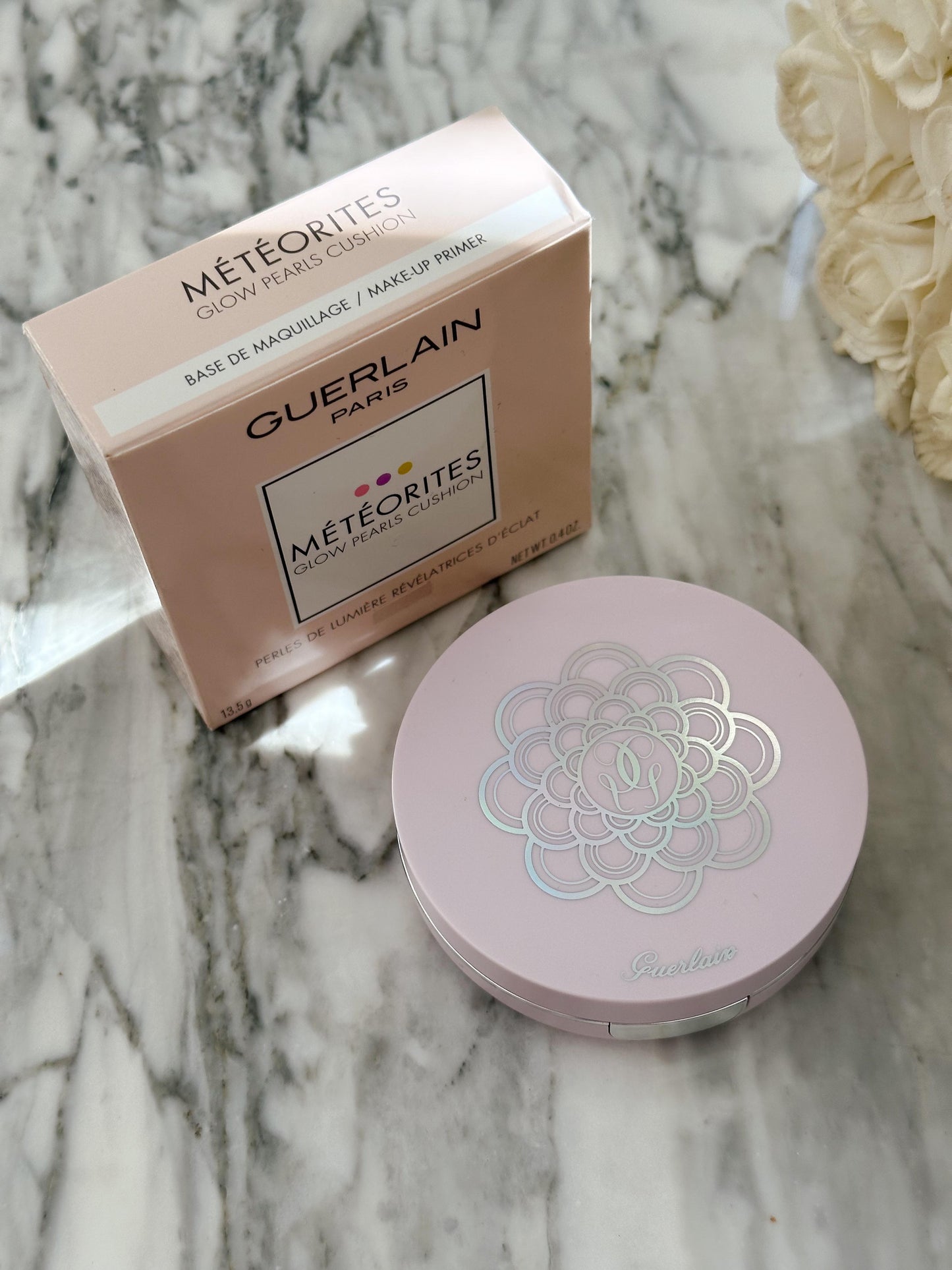 GUERLAIN
Météorites Pearl Glow Cushion - Makeup Primer