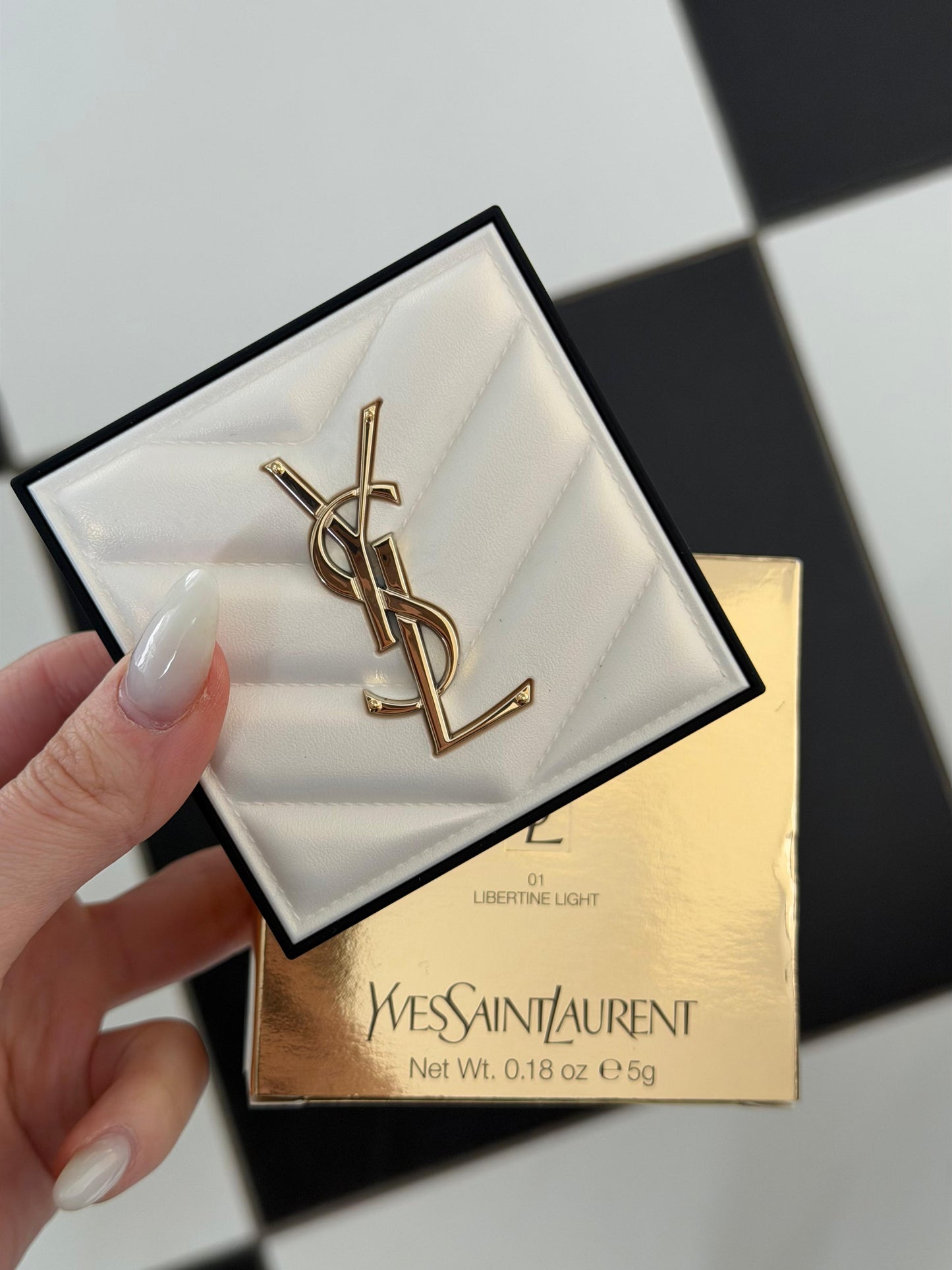 YSL All Hours Hyper Luminize Multi-Use Highlighting Powder (01)