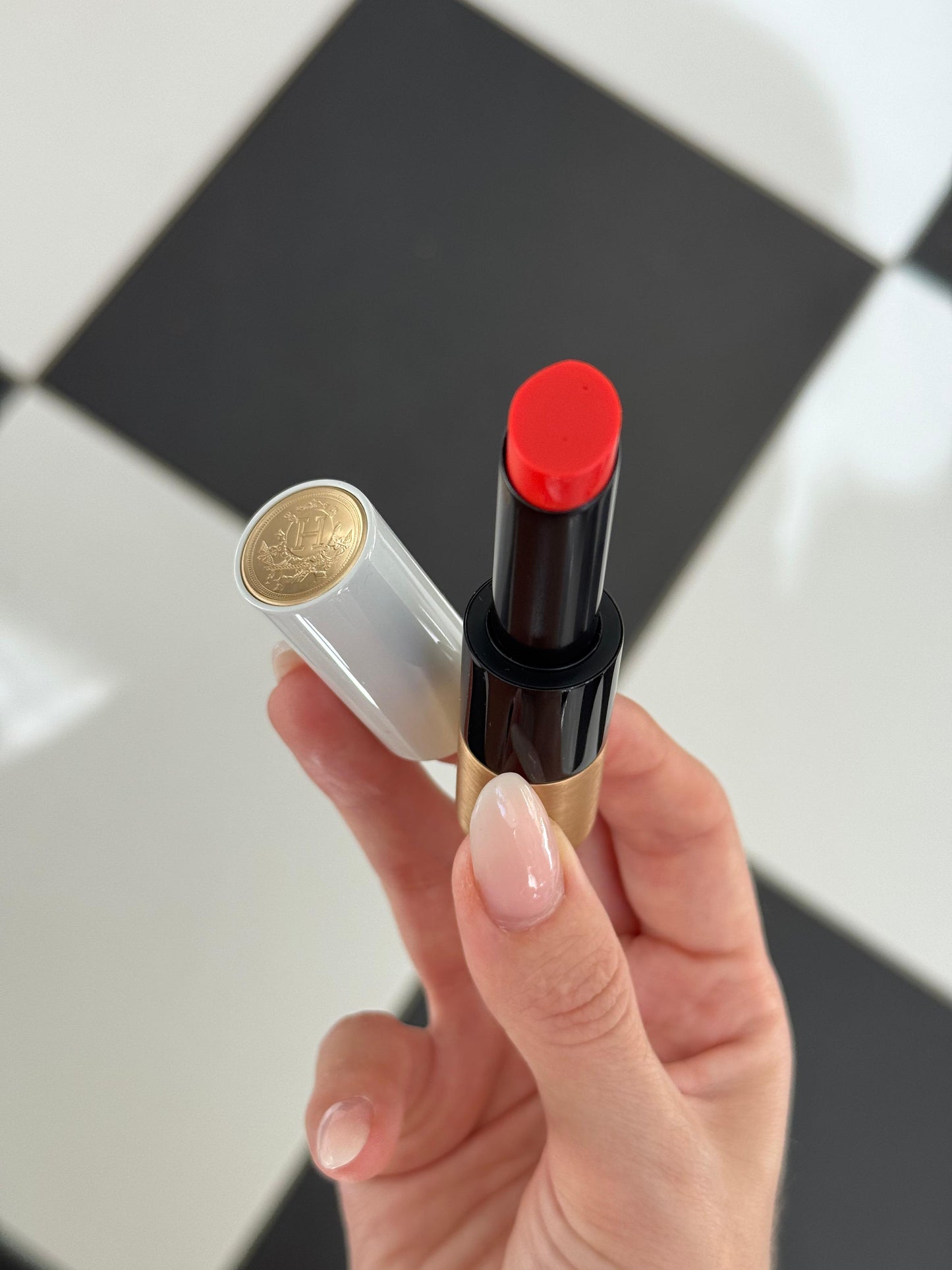 HERMÈS
Silky Lipstick Shine - Corail Jaipur