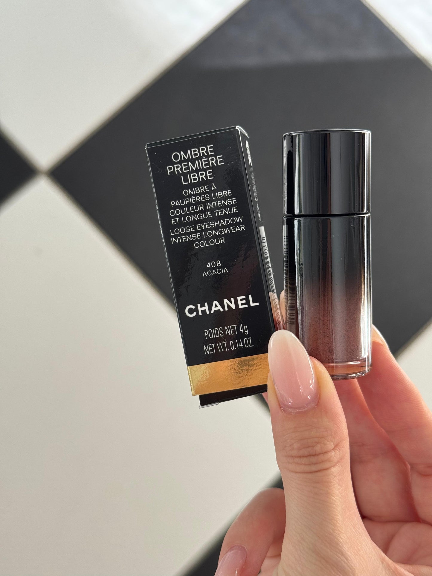 CHANEL Ombre Première Libre Loose Eyeshadow Intense Longwear Colour (408)