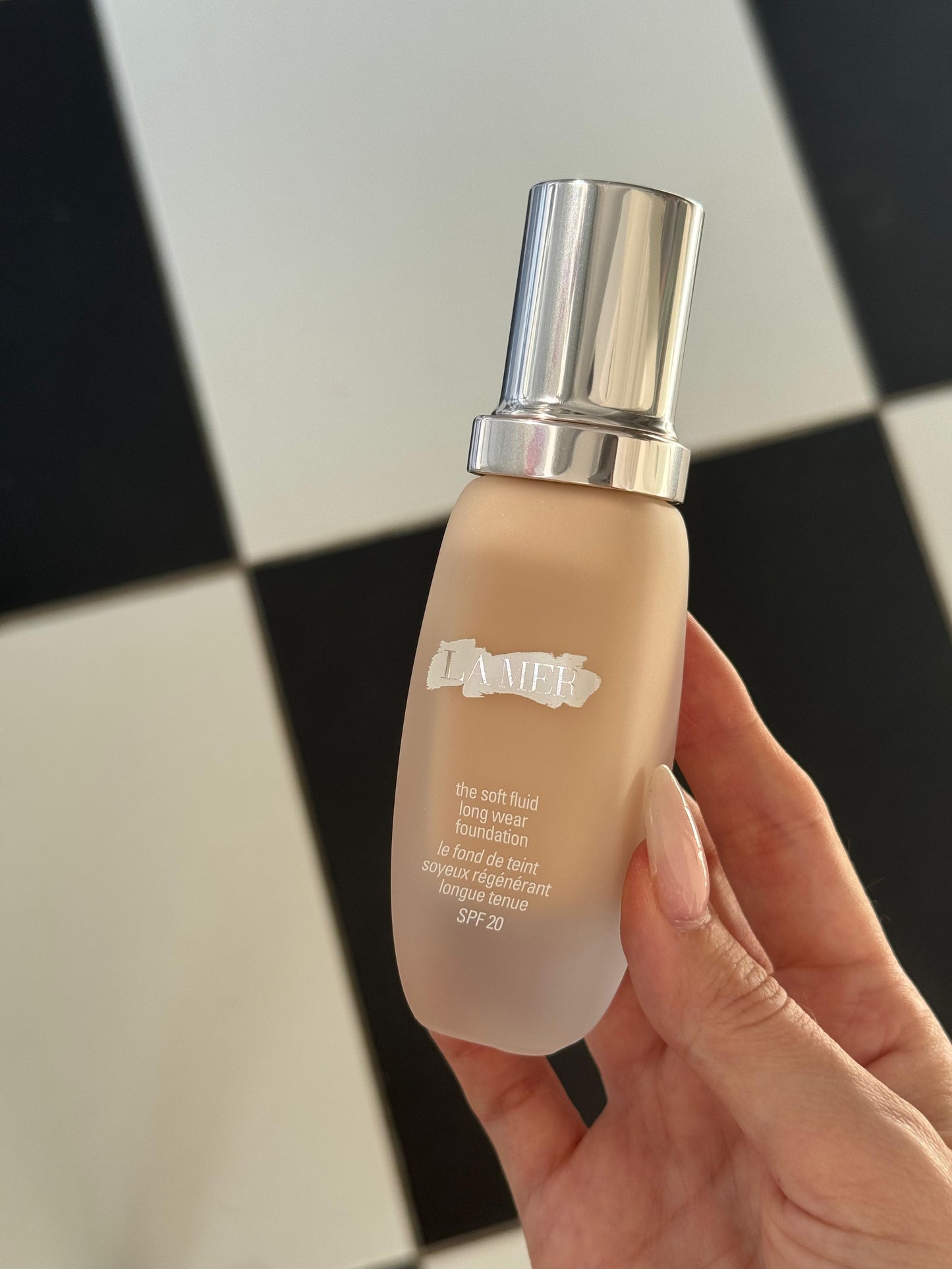 LA MER The Soft Fluid Long Wear Foundation SPF20