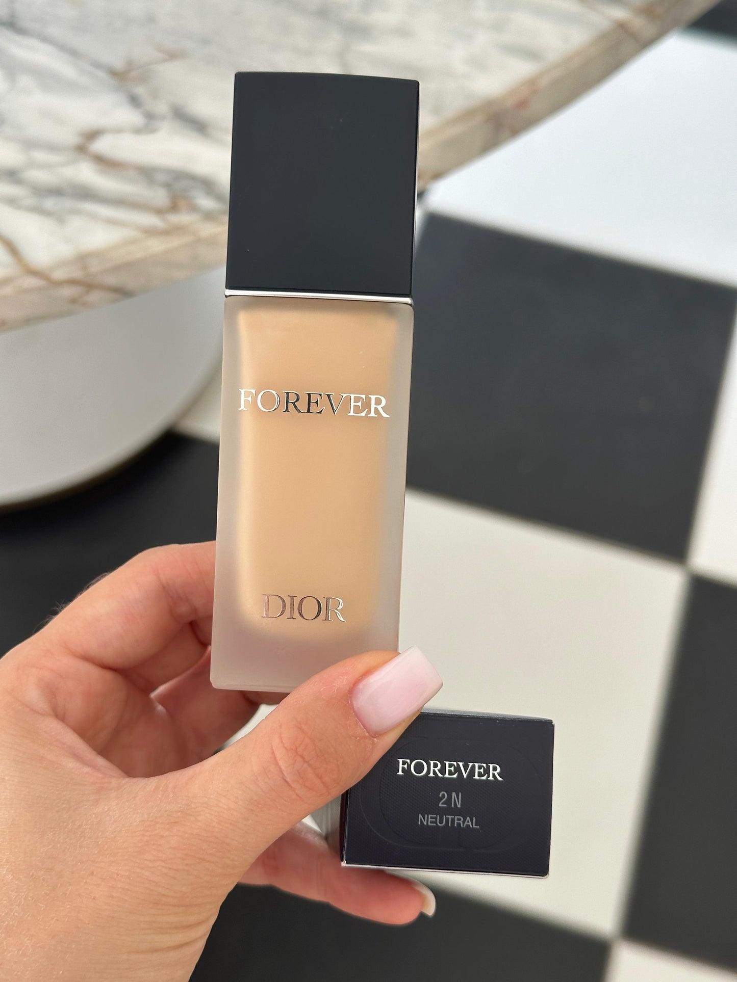 DIOR Forever
Clean Matte Foundation 24h Wear - No Transfer, Concentrated in Skincare