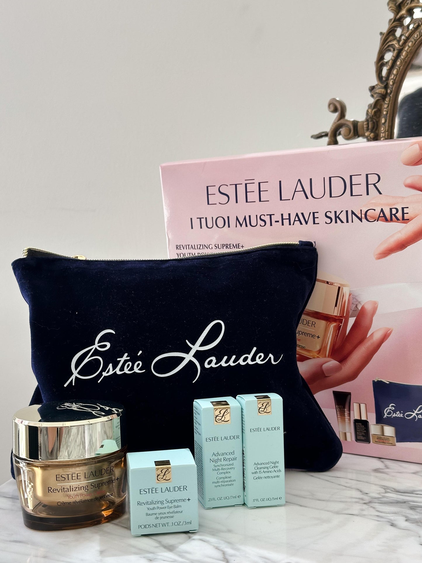 ESTÉE LAUDER
Revitalizing Supreme+ Deluxe Skincare Gift Set