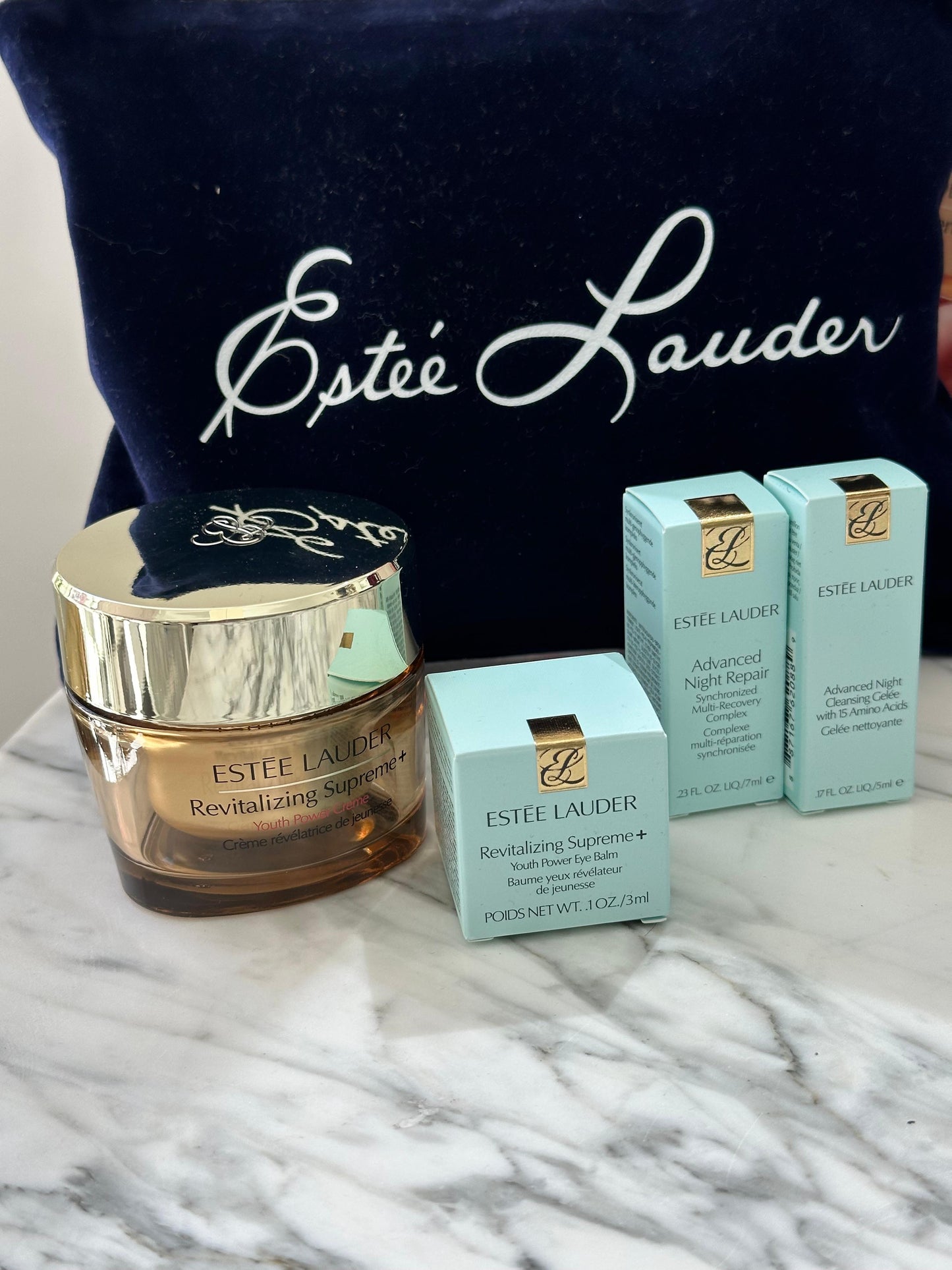 ESTÉE LAUDER
Revitalizing Supreme+ Deluxe Skincare Gift Set