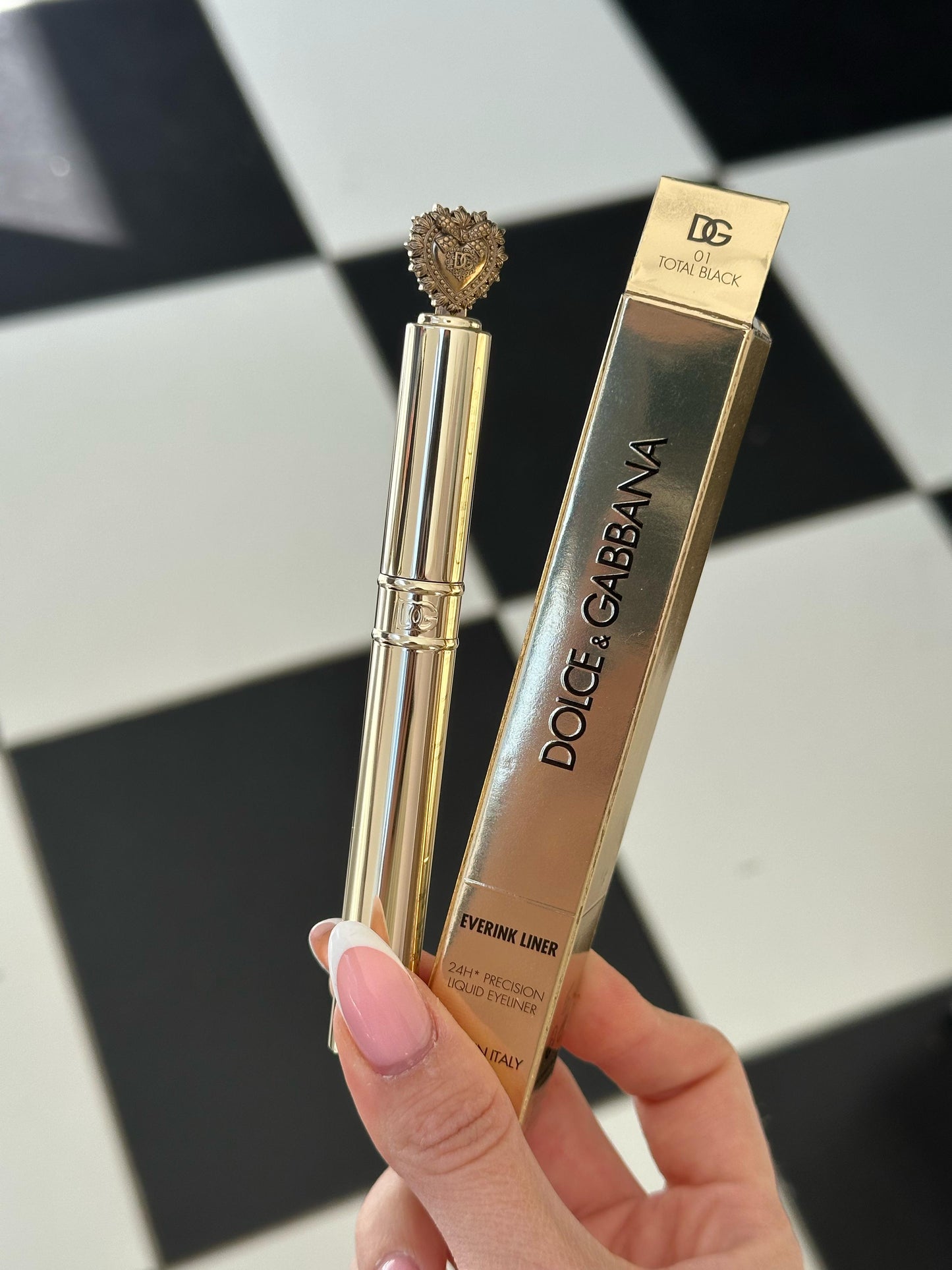 DOLCE&GABBANA Everink Liner
24H Precision Liquid Eyeliner