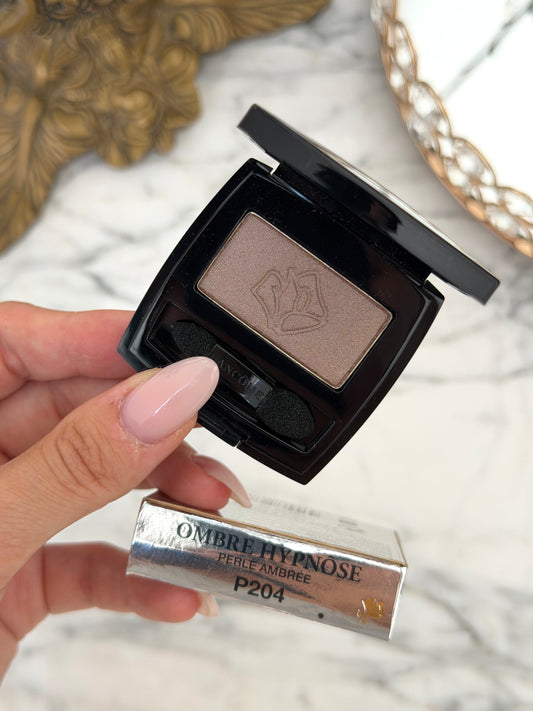 LANCÔME 
Ombre Hypnôse Mono Eye Shadow High Fidelity Color (P204)
