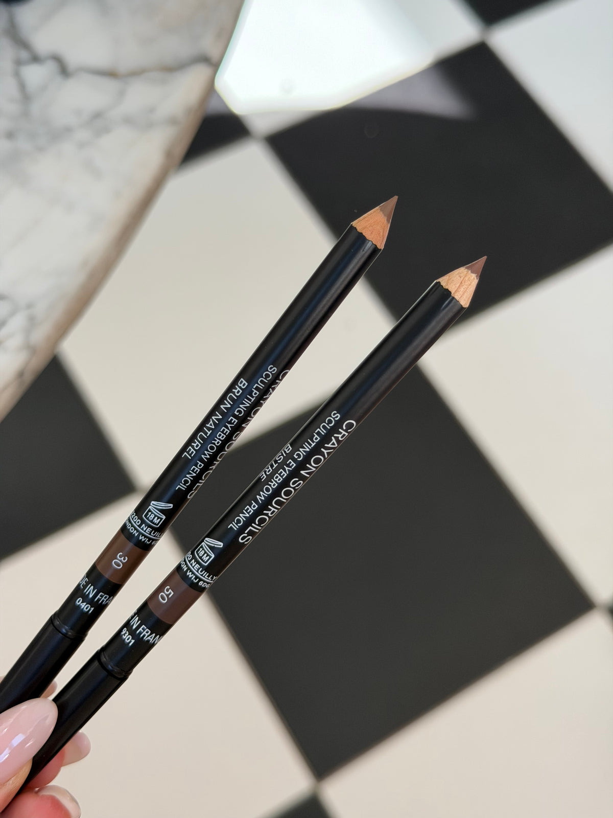 CHANEL Crayon Sourcils
Sculpting Eyebrow Pencil (50)