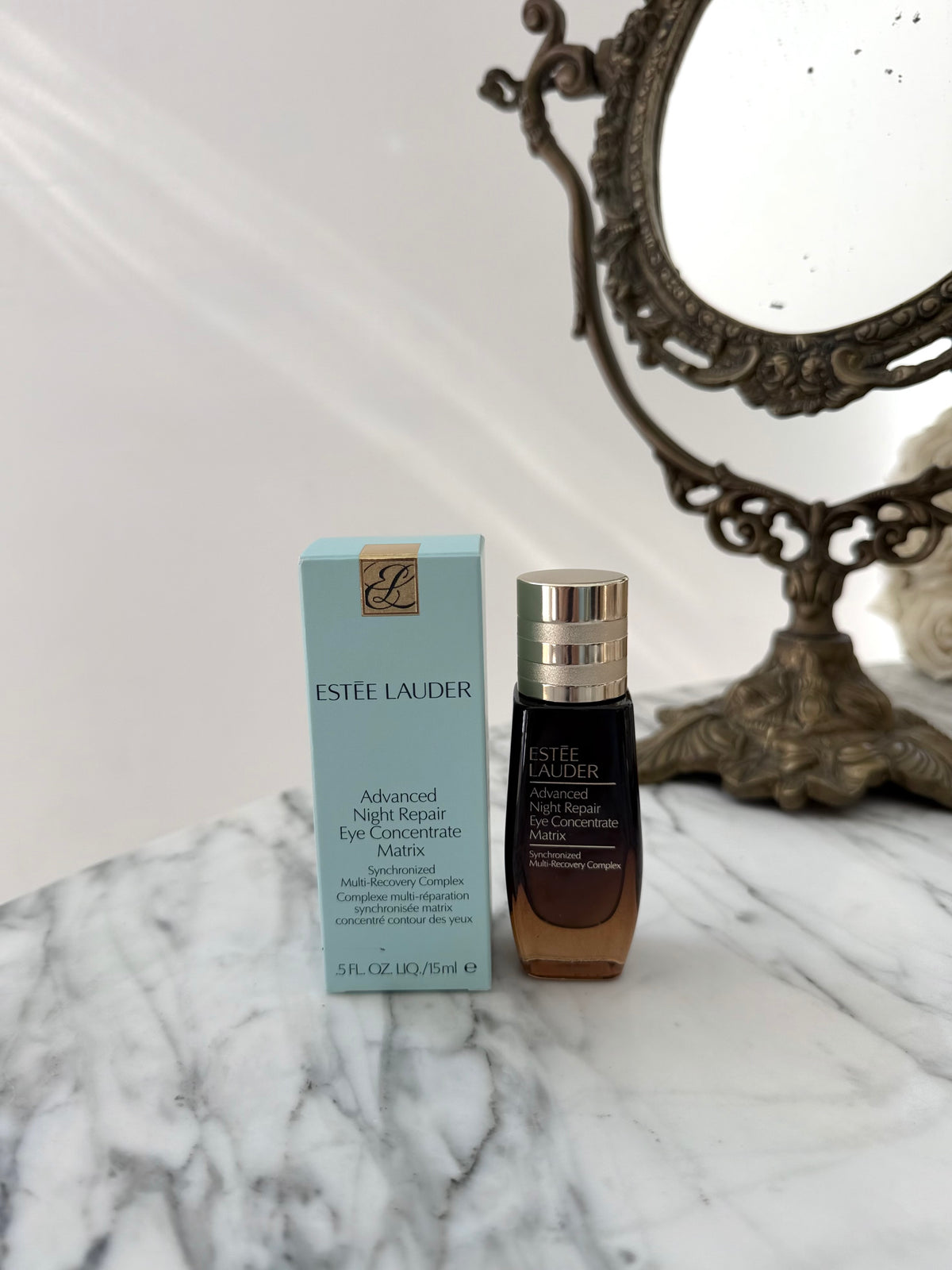 ESTEE LAUDER Advanced Night Repair Eye Concentrate Matrix Synchronized Multi-Recovery Eye Cream
