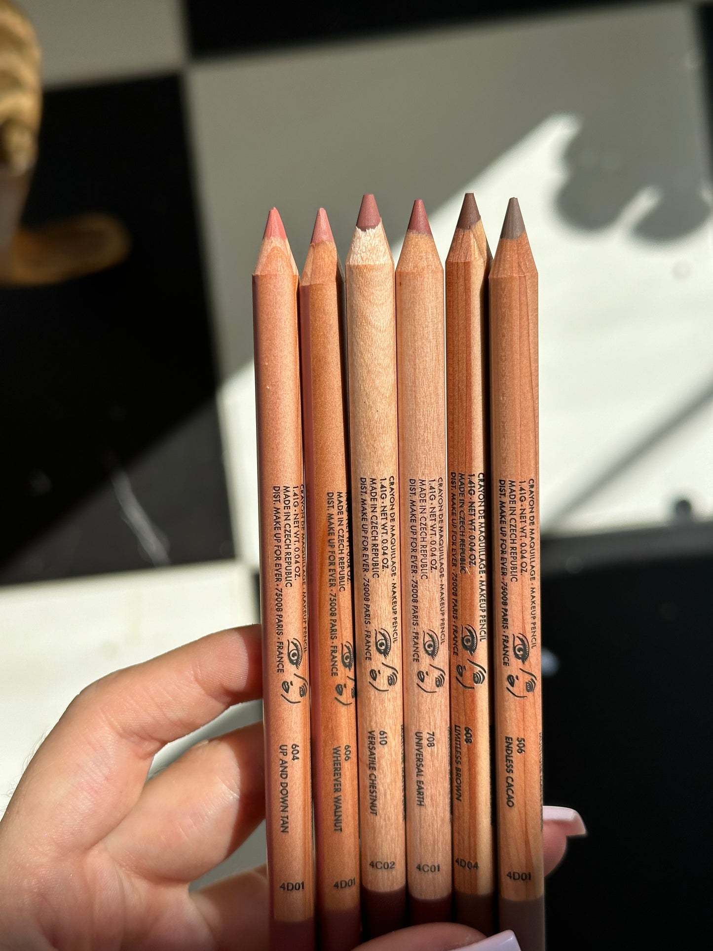 MAKE UP FOR EVER 
Artist Color Pencil (604)
Brow, Eye & Lip Liner