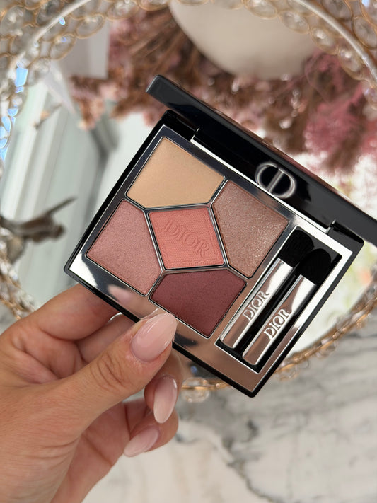 DIOR Diorshow 5 Couleurs
Eye Palette - 5 Eyeshadows - High Color and Long Wear (743)