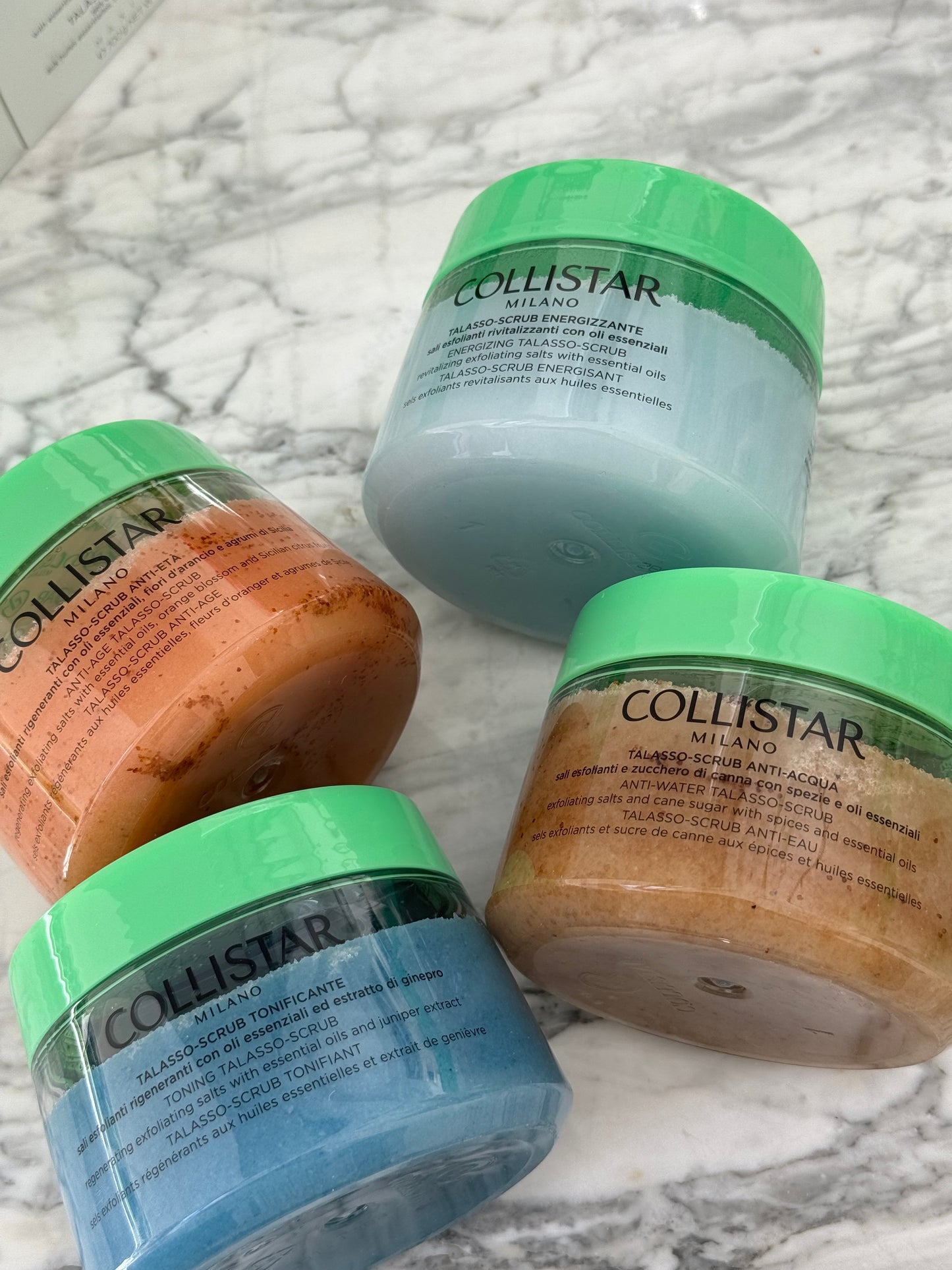 COLLISTAR
Anti-Water Talasso-Scrub
Exfoliating Salts And Cane Sugar With Spices And Essential Oils