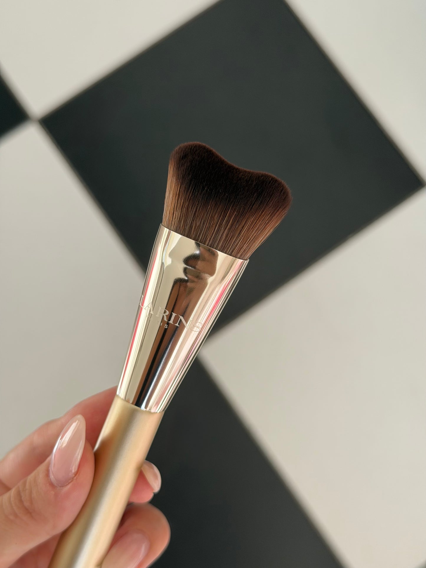 CLARINS Gua Sha-Inspired Foundation Brush