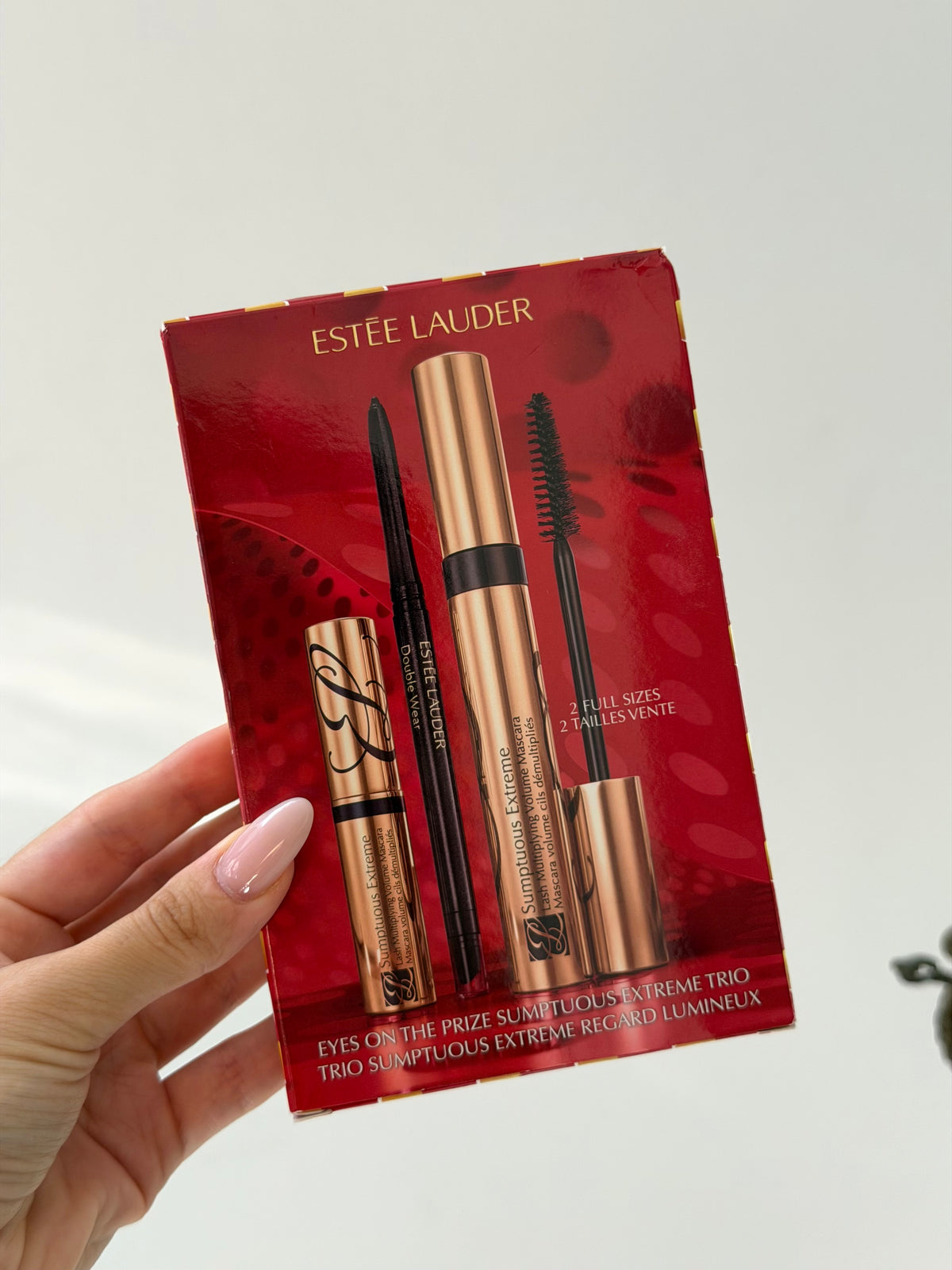 ESTEE LAUDER Eyes On The Prize Sumptuous Extreme Mascara + Eyeliner Trio Gift Set