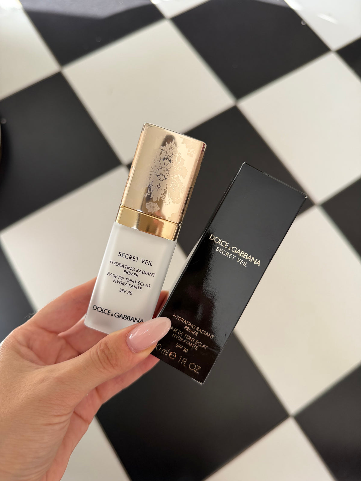 DOLCE&GABBANA
Secret Veil Hydrating Radiant Primer SPF30
