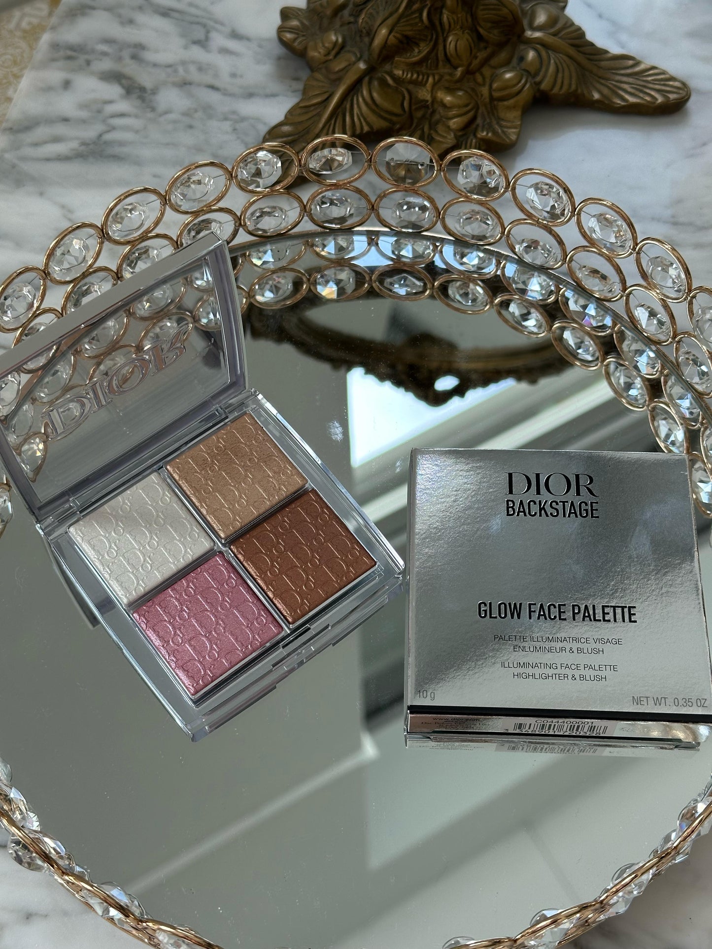 DIOR Backstage Glow Face Palette
Multi-Use Illuminating Makeup Palette - Highlight and Blush 001 Universal