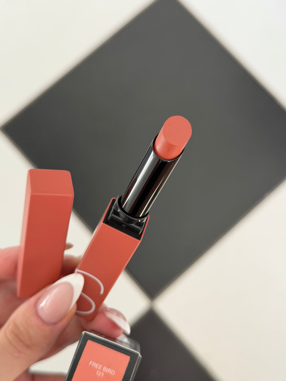 NARS Powermatte Long Lasting Lipstick (121)