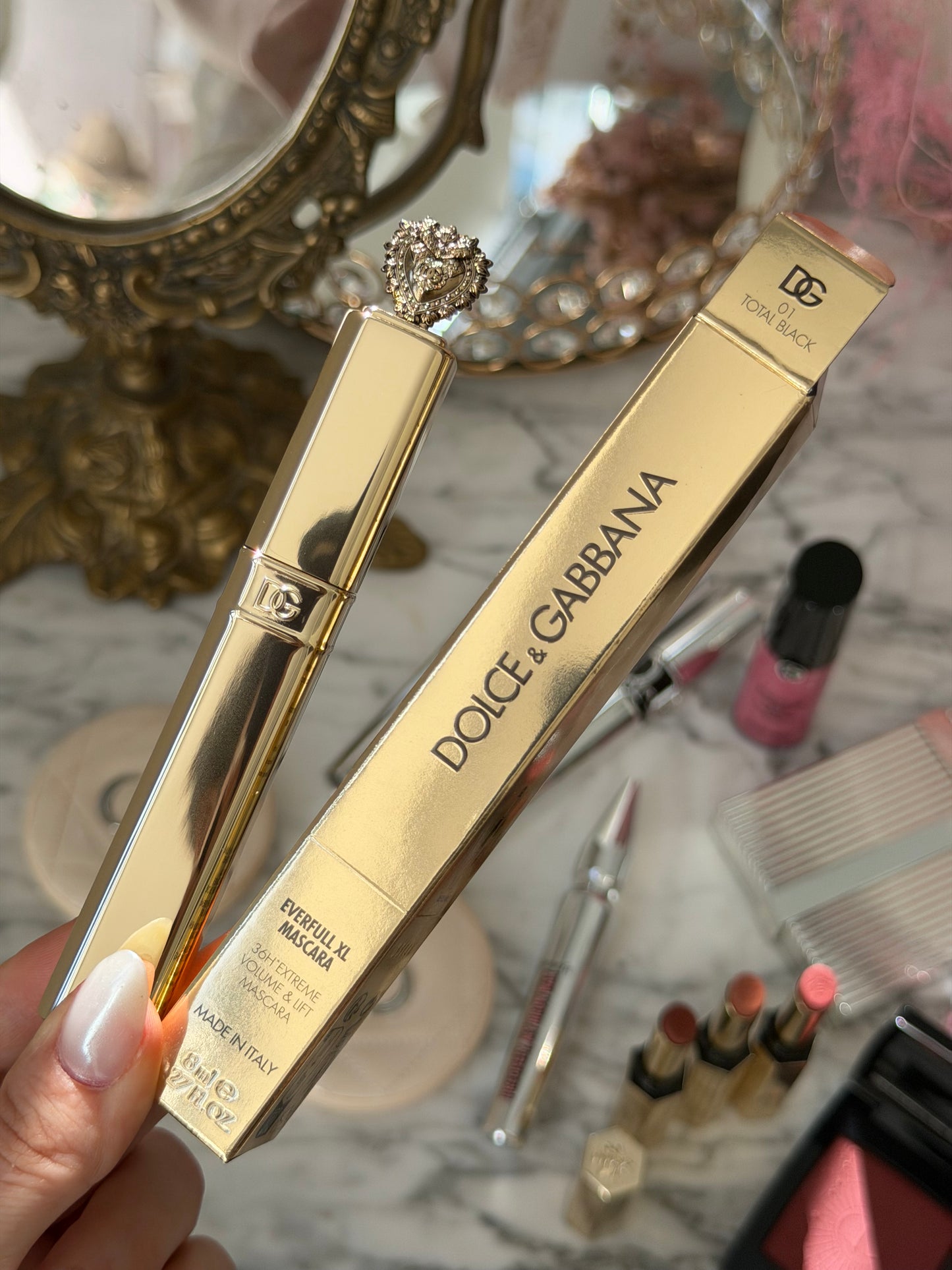 DOLCE&GABBANA
Everfull XL Mascara 36H Extreme Volume & Lift