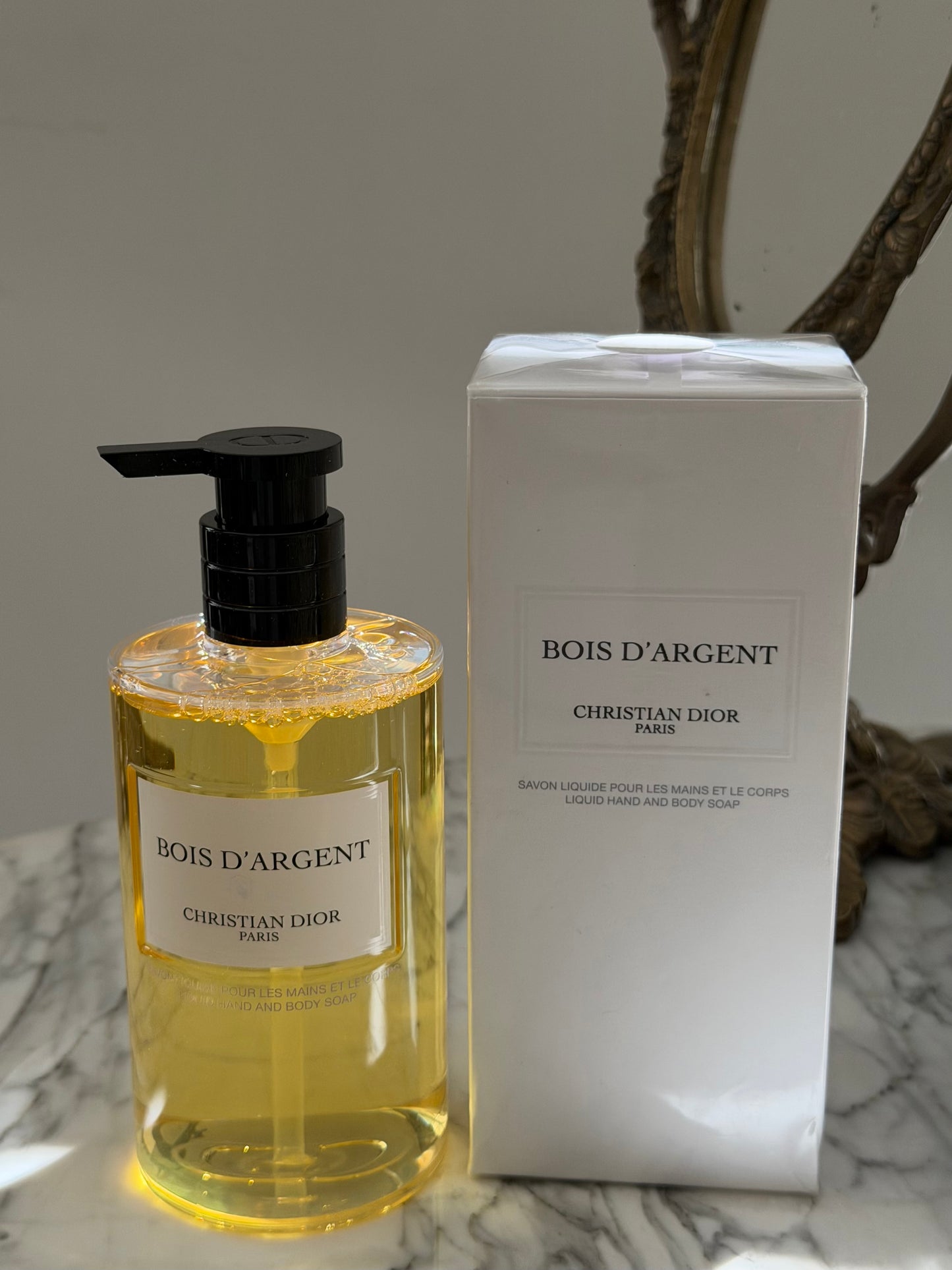 DIOR Bois D'Argent Savon Liquide - Hand and Body Soap 350ml