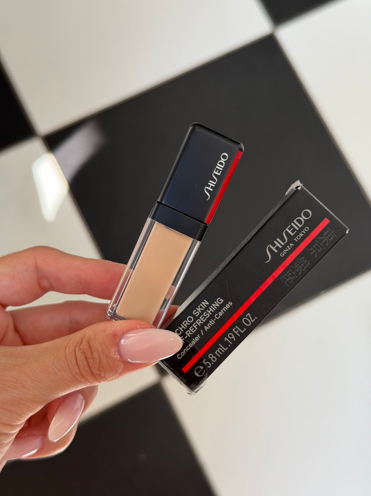 SHISEIDO
Synchro Skin Self-Refreshing Concealer (102)