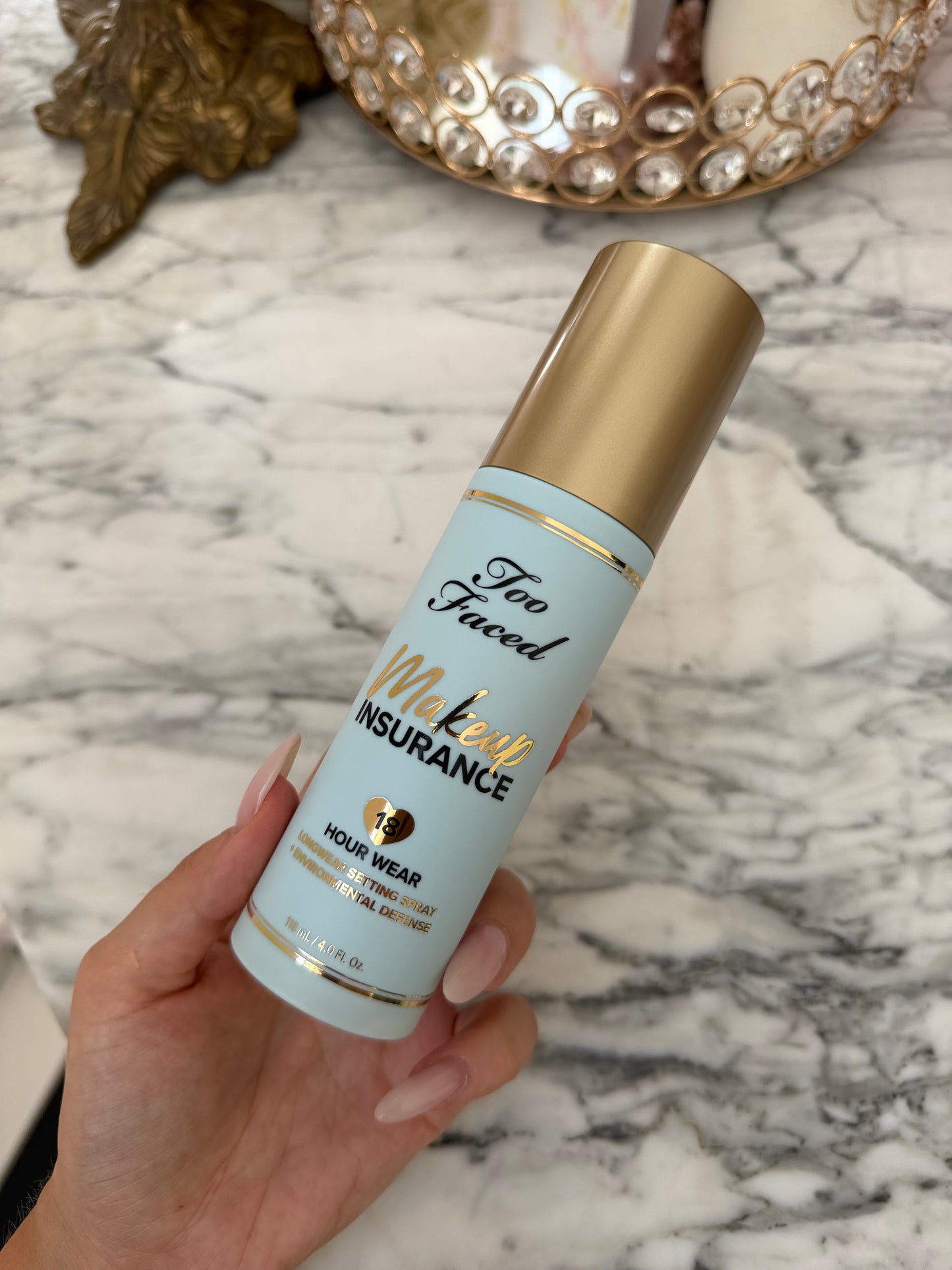 TOO FACED Makeup Insurance Setting Spray
18 Hour Wear + Blue Light Defense