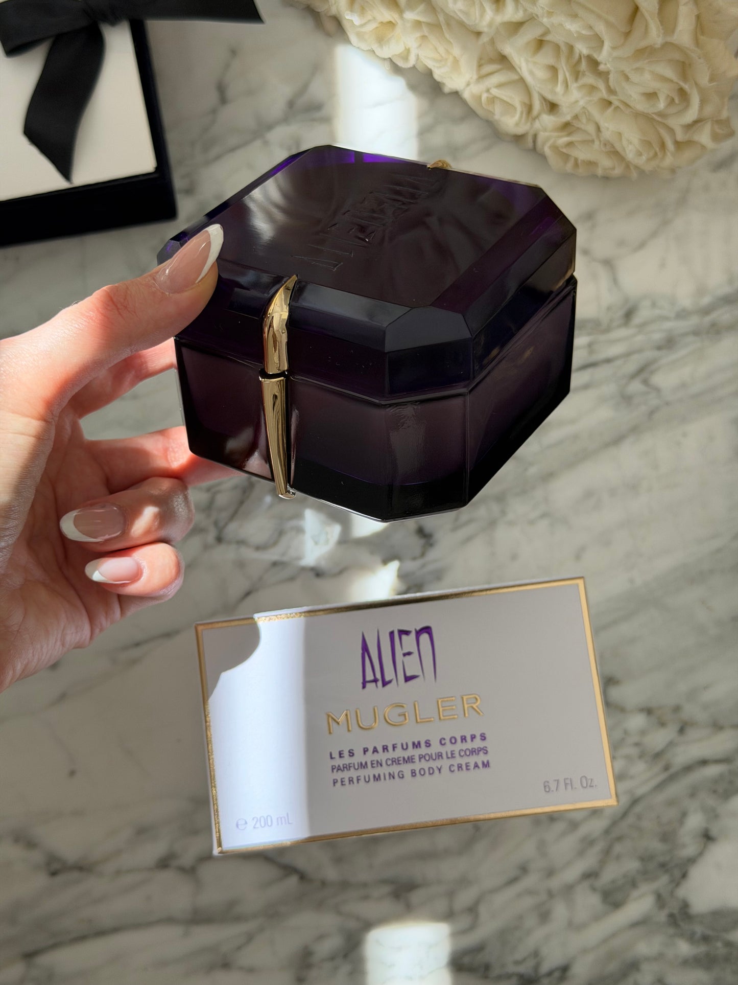 THIERRY MUGLER Alien Beautifying Body Cream
