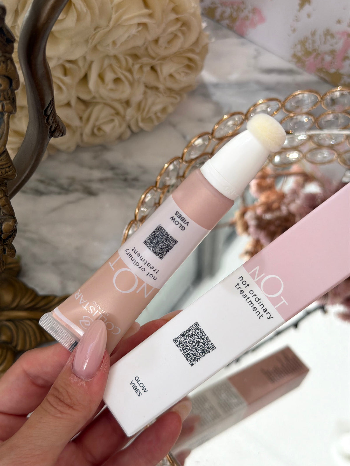 COLLISTAR Not Glow Vibes
Liquid Highlighter (01)
