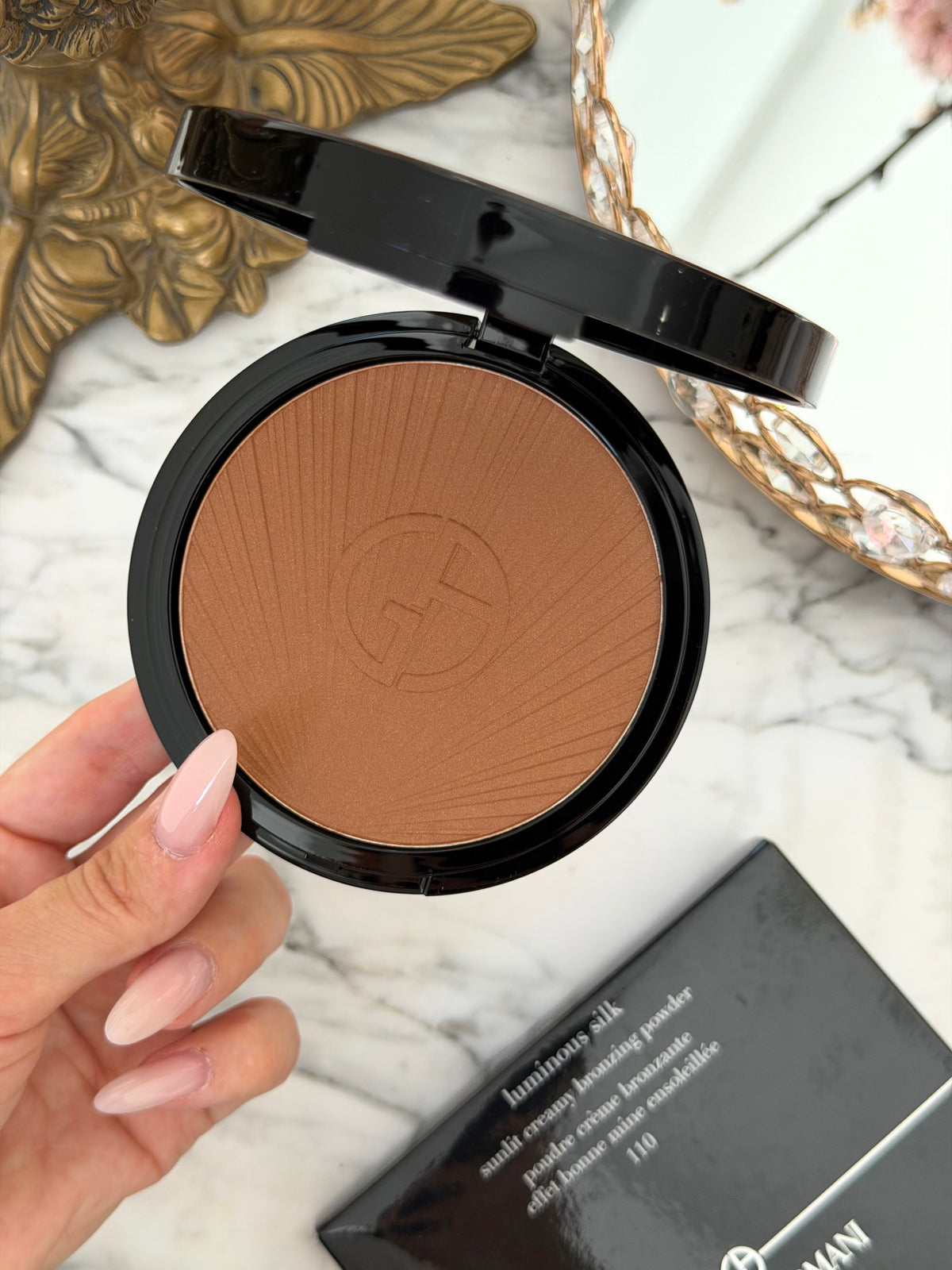 ARMANI Luminous Silk Longwear Creamy Bronzing Powder