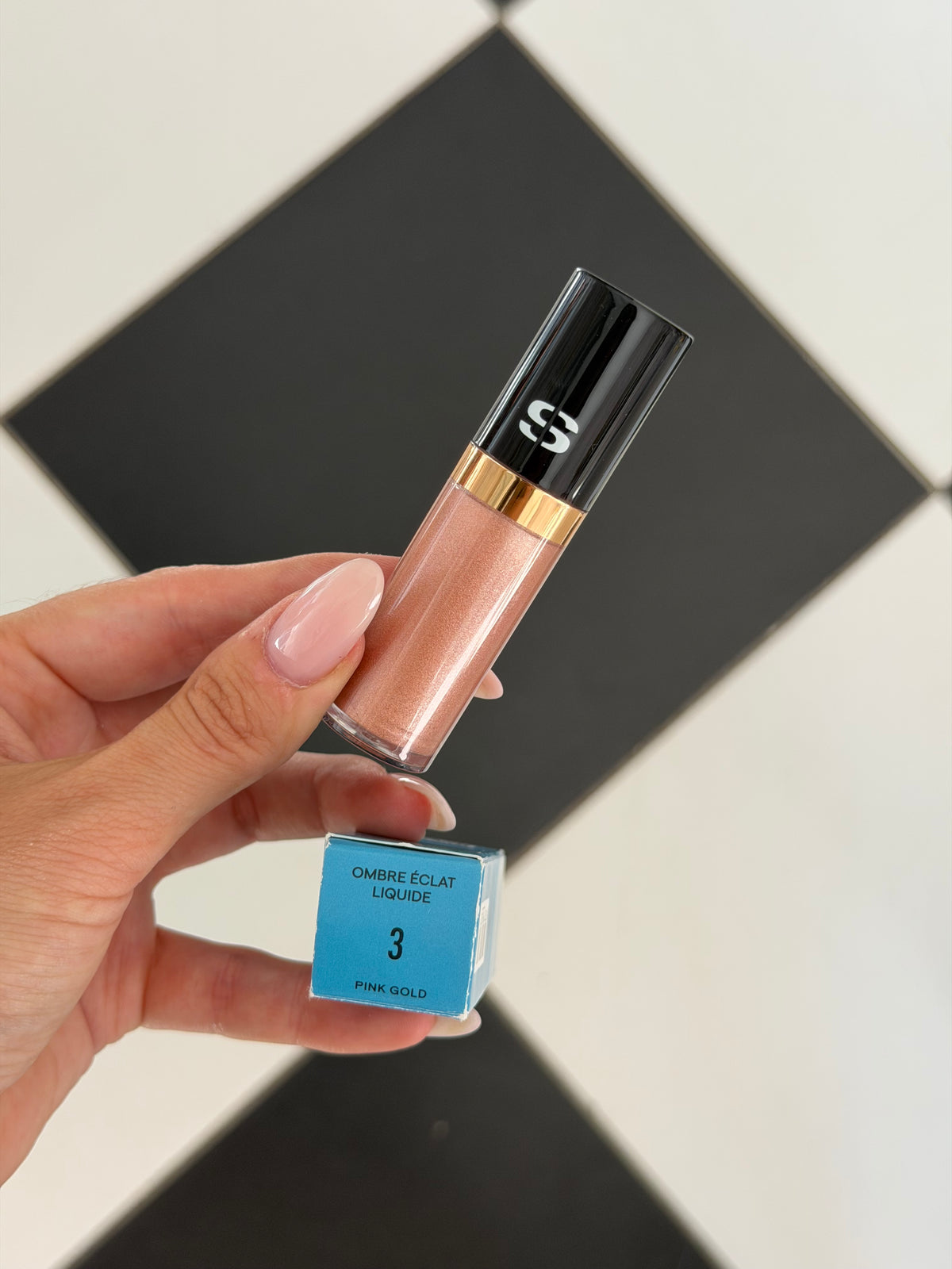 SISLEY Ombre Éclat Longwear Liquide Eyeshadow (3)
