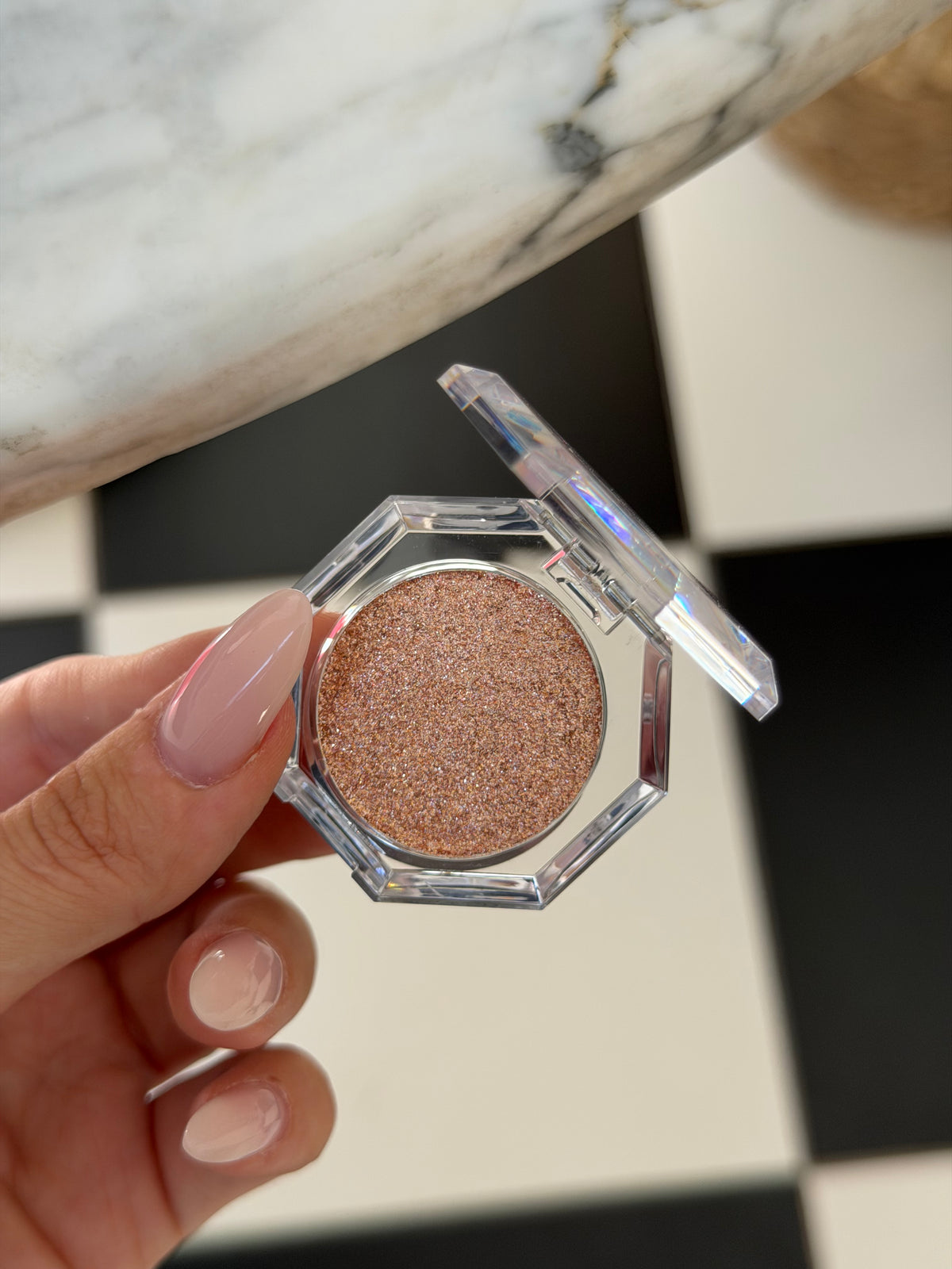 TOO FACED Disco Crush High Shine Glitter Eye + Face Sparkle
Multi-Use Glitter Eye Shadow & Highlighter