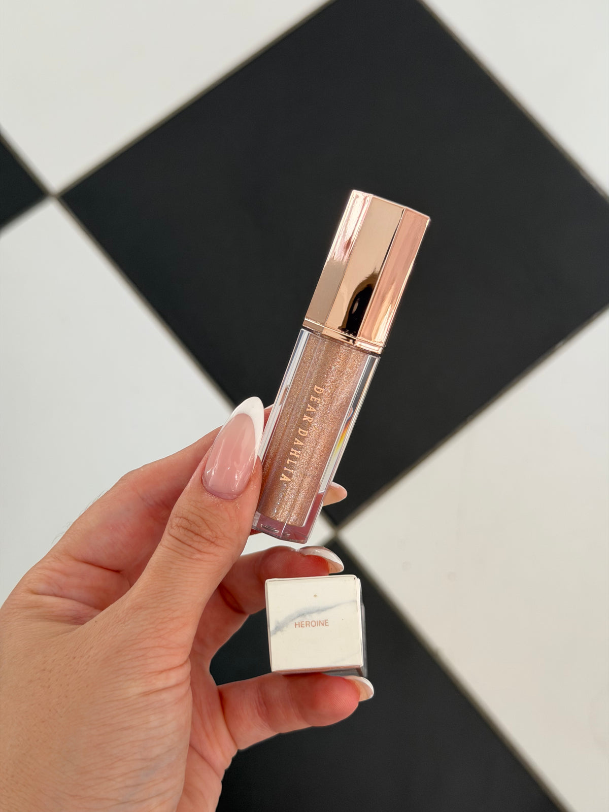 DEAR DAHLIA Paradise Shine Eye Sequins Liquid Eyeshadow - Heroine