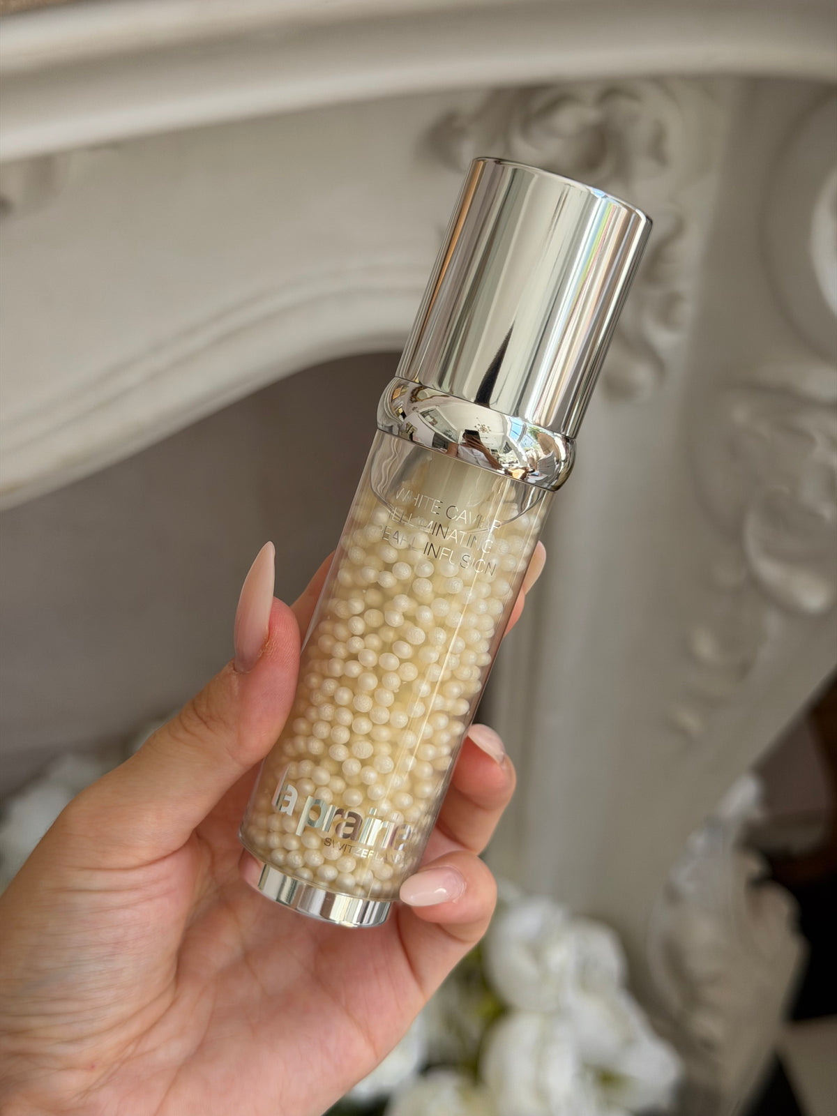LA PRAIRIE White Caviar
Pearl Infusion
Illuminating And Firming Light-Infused Face Serum