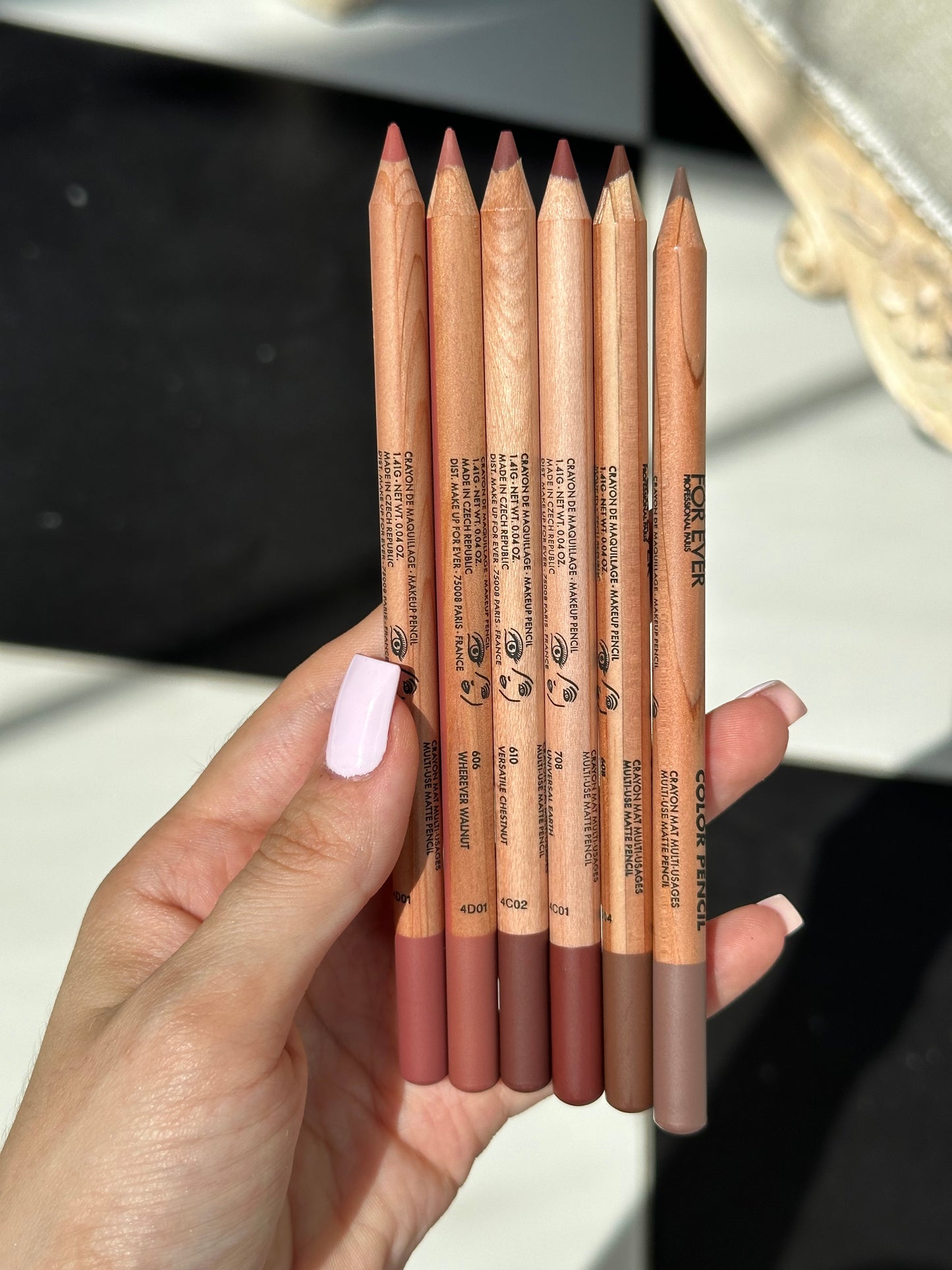 MAKE UP FOR EVER 
Artist Color Pencil (604)
Brow, Eye & Lip Liner