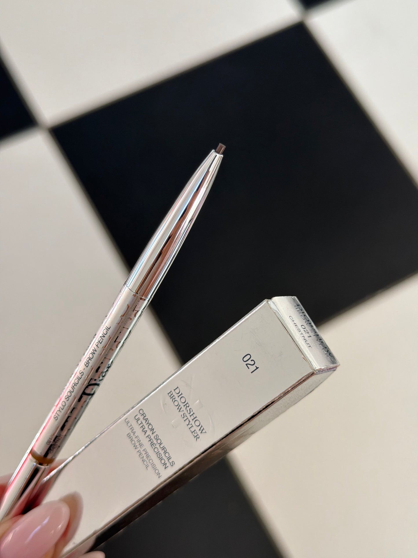 DIOR Diorshow Brow Styler (021)
Ultra-Fine Precision Brow Pencil