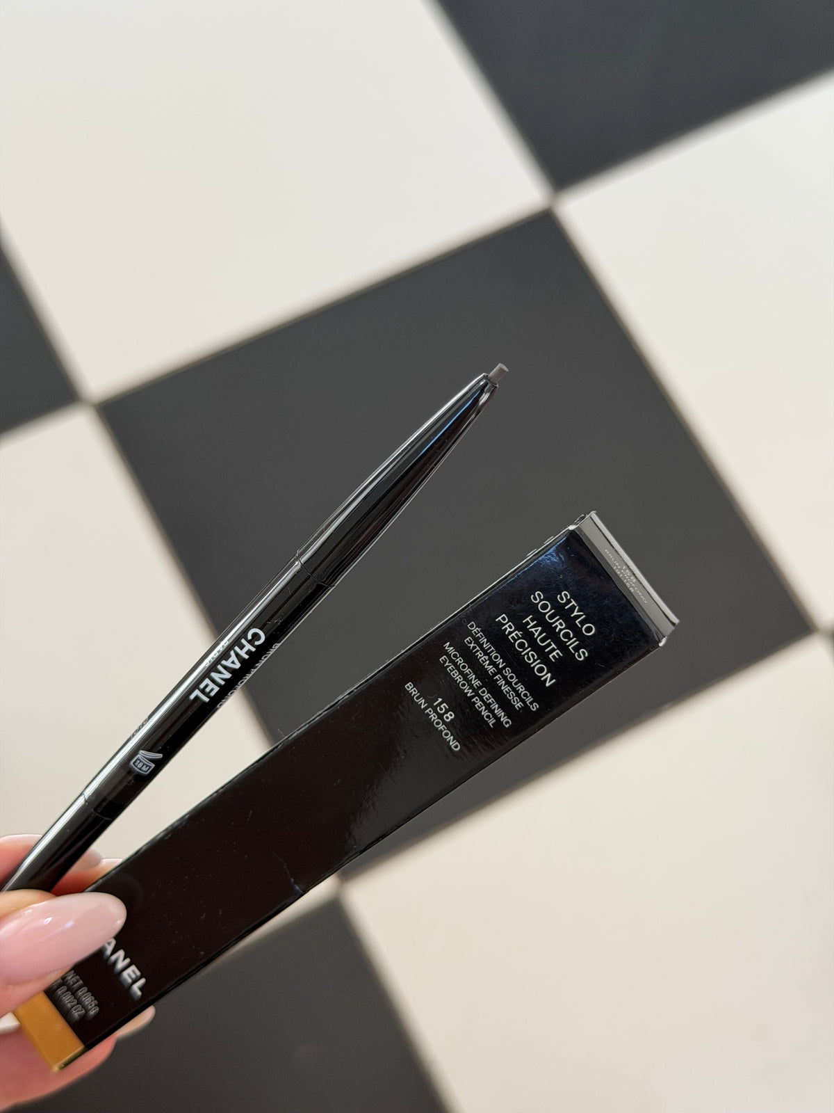CHANEL Stylo Sourcils Haute Précision (158)
Microfine Defining Eyebrow Pencil