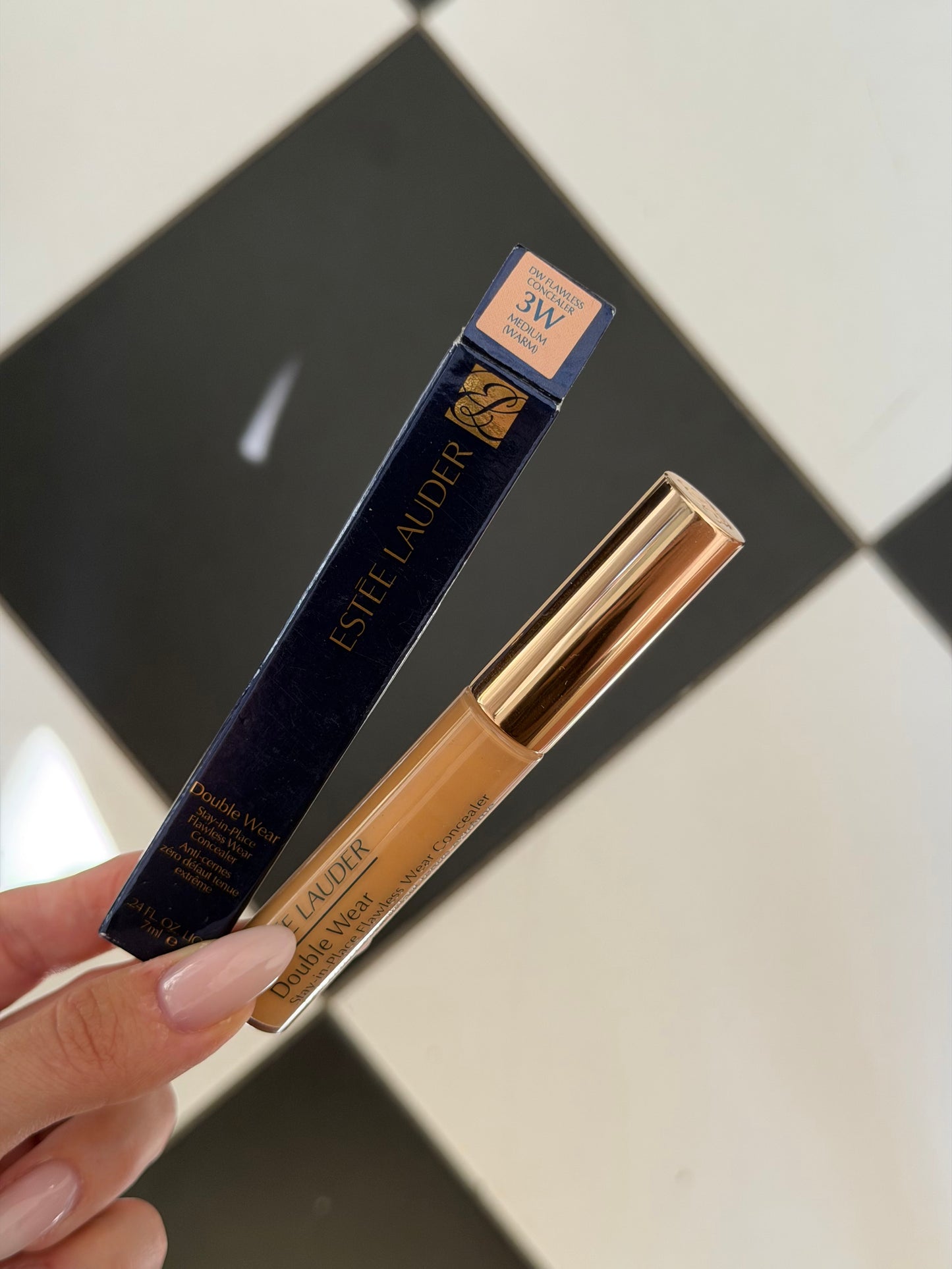 ESTÉE LAUDER Double Wear
Stay-in-Place Flawless Concealer (3W)