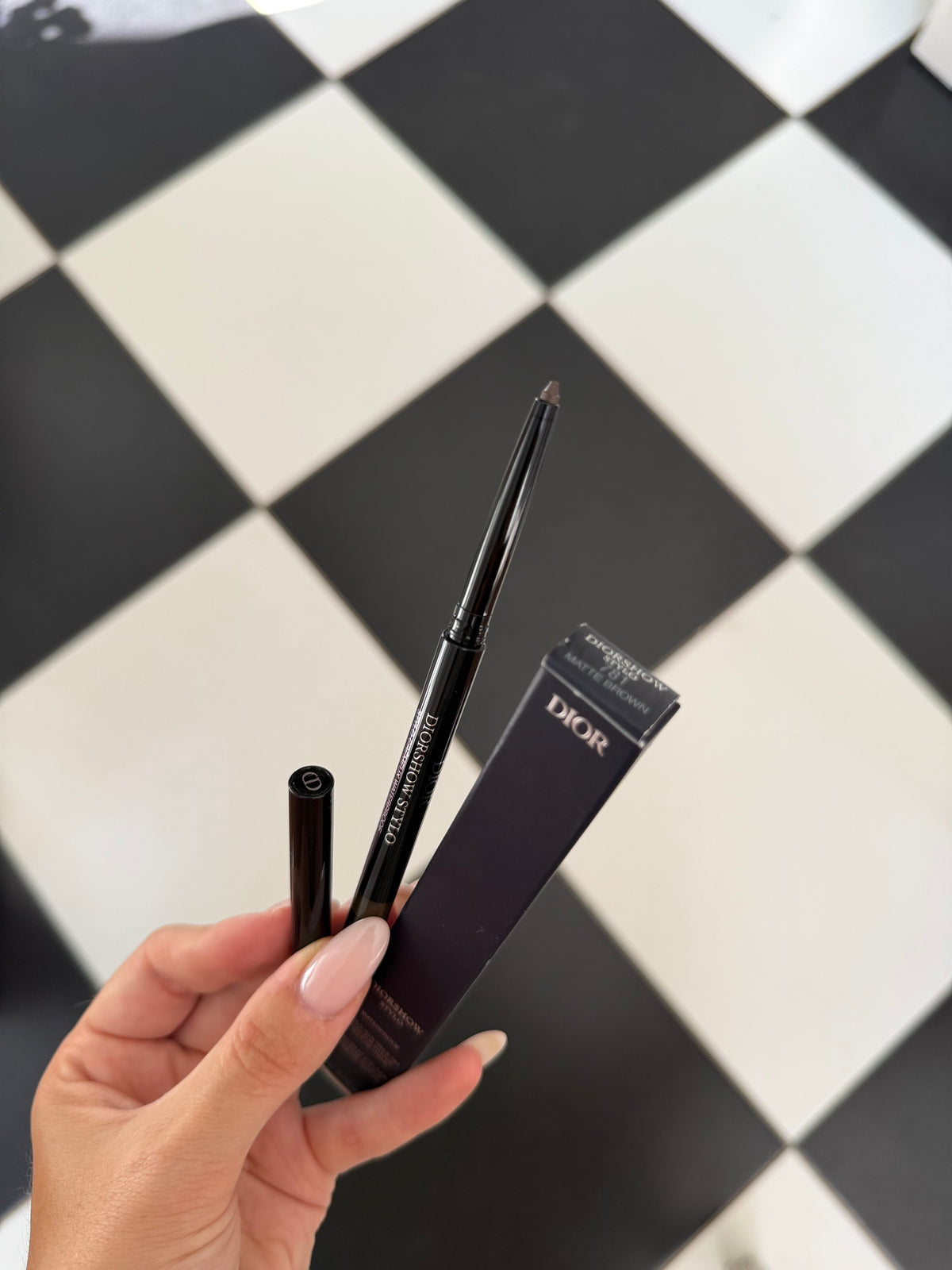 DIOR Diorshow Stylo (781)
24H-Wear Waterproof Eyeliner - Intense Color, Creamy Texture