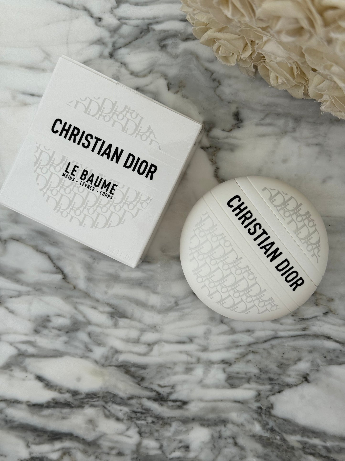 DIOR Le Baume
Revitalizing Balm for Hands, Lips and Body