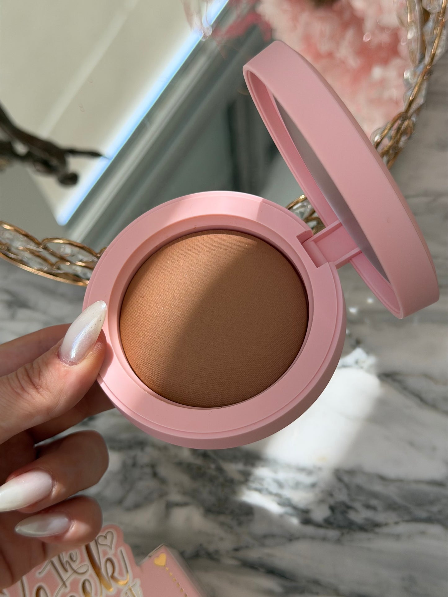 P.LOUISE The Cheek Of It Baked Bronzer - Caramelted