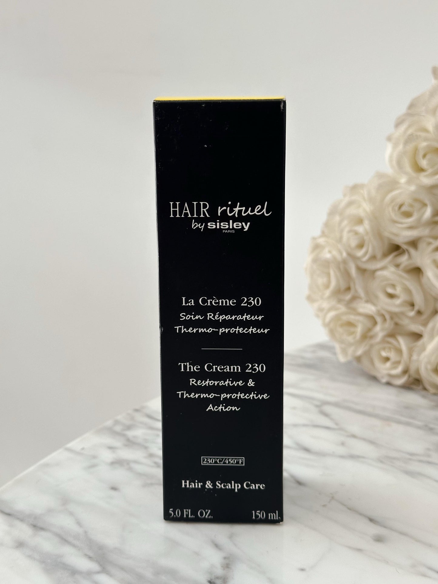 SISLEY Hair Rituel The Cream 230
Restorative & Thermo-Protective Action