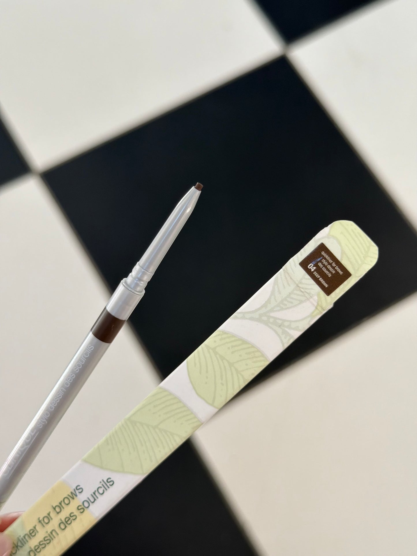 CLINIQUE Quickliner™ For Brows Eyebrow Pencil (04)