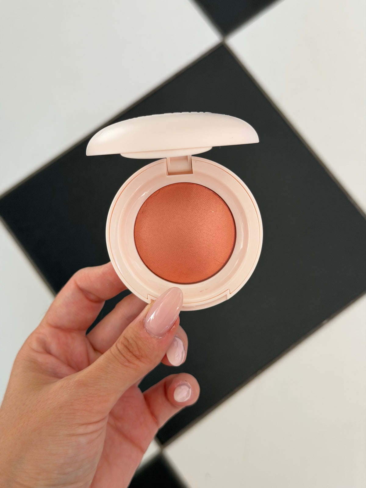 RARE BEAUTY Soft Pinch Luminous Powder Blush - Joy