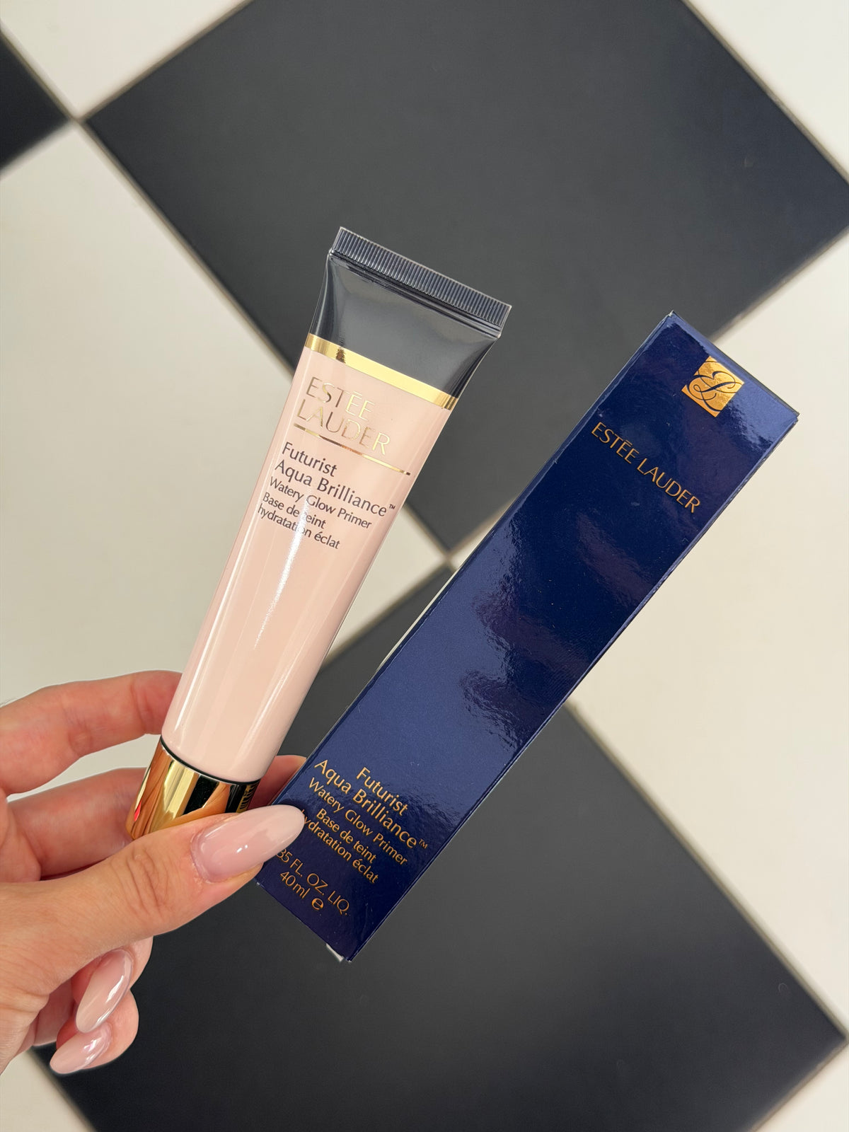 ESTEE LAUDER Futurist Aqua Brilliance™
Watery Glow Primer
