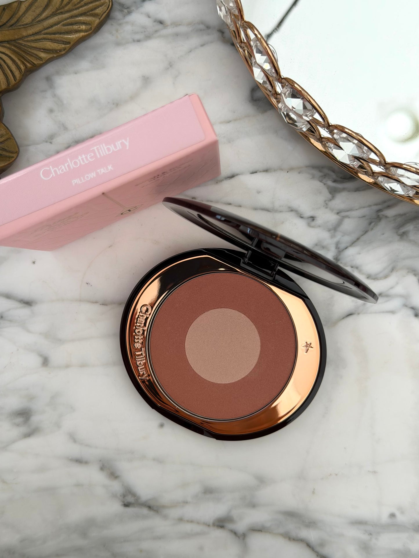 CHARLOTTE TILBURY Cheek To Chic - Swish & Glow Blusher Pillow Talk