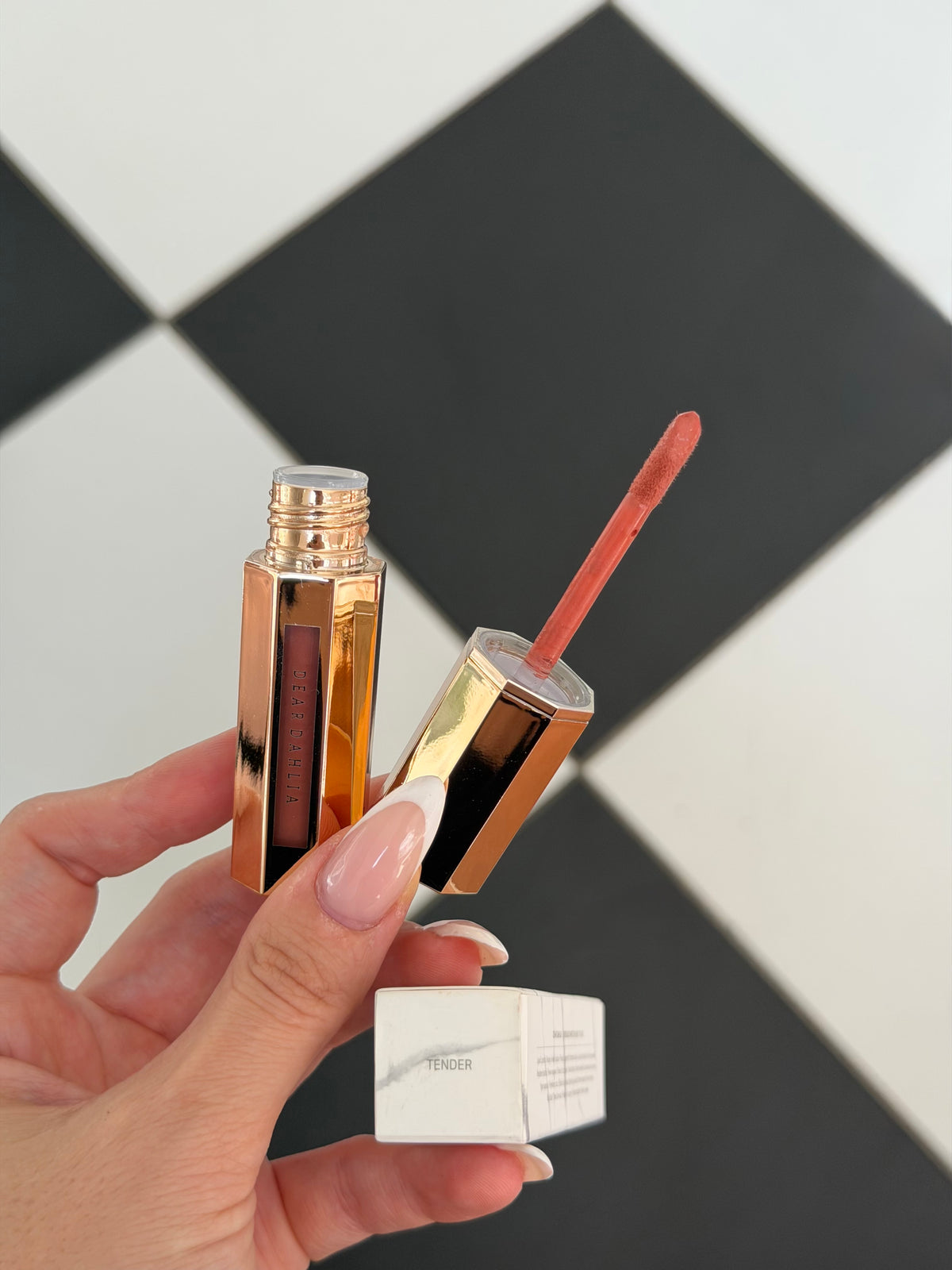 DEAR DAHLIA Sensuous Matte Lip Suit Liquid Lipstick - Tender