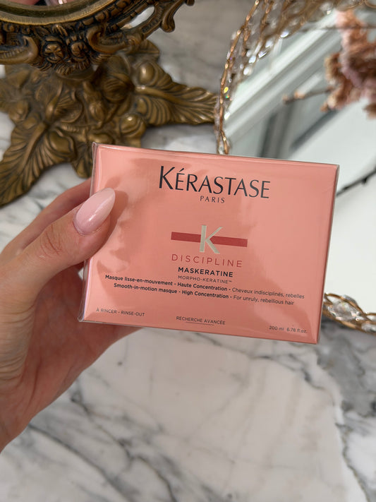KÉRASTASE Discipline
Maskeratine Hair Mask
Smoothing Mask Providing Fluidity, Movement And Softness For Frizzy Hair