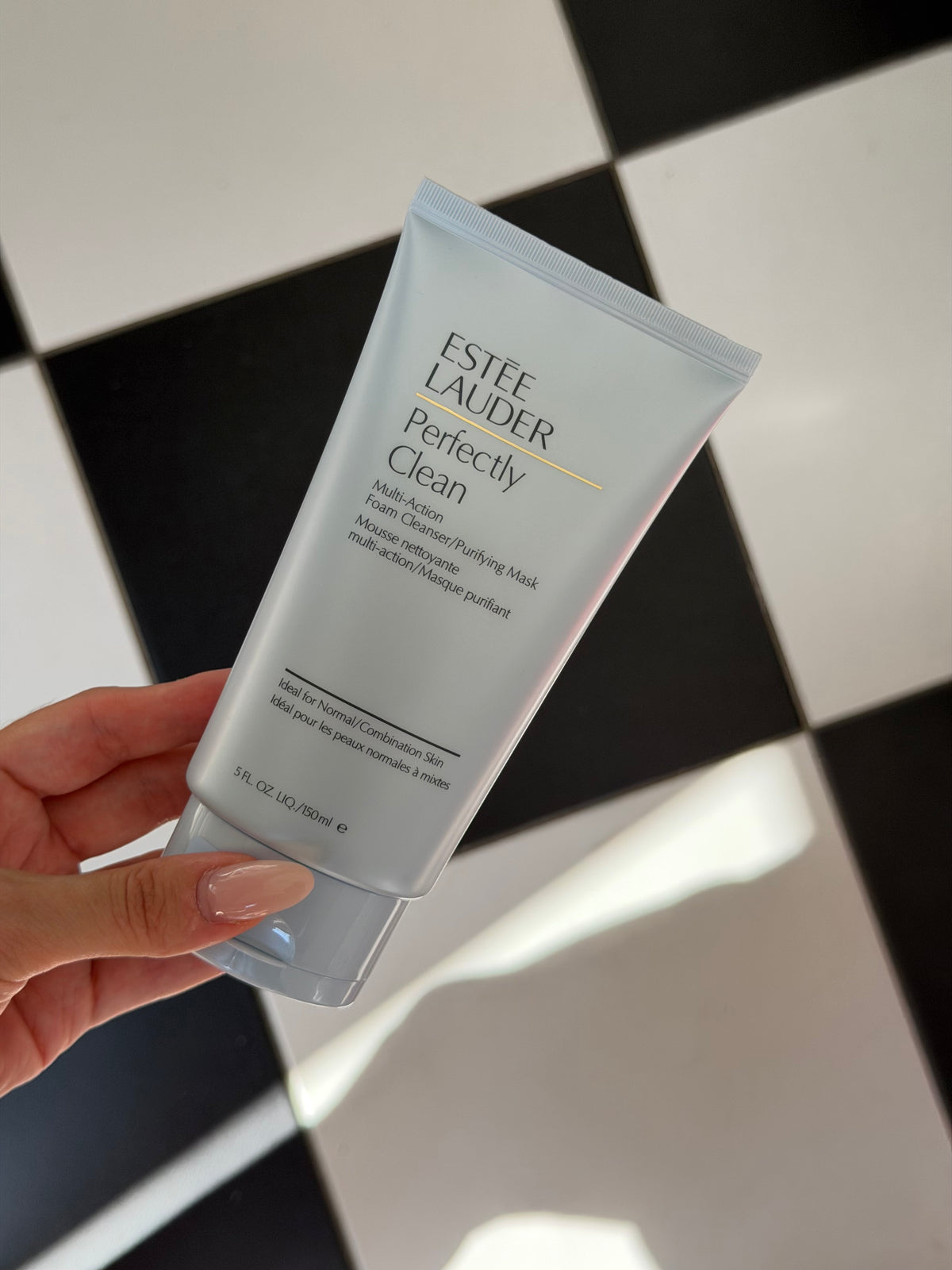 ESTEE LAUDER Perfectly Clean
Multi-Action Foam Cleanser/Purifying Mask